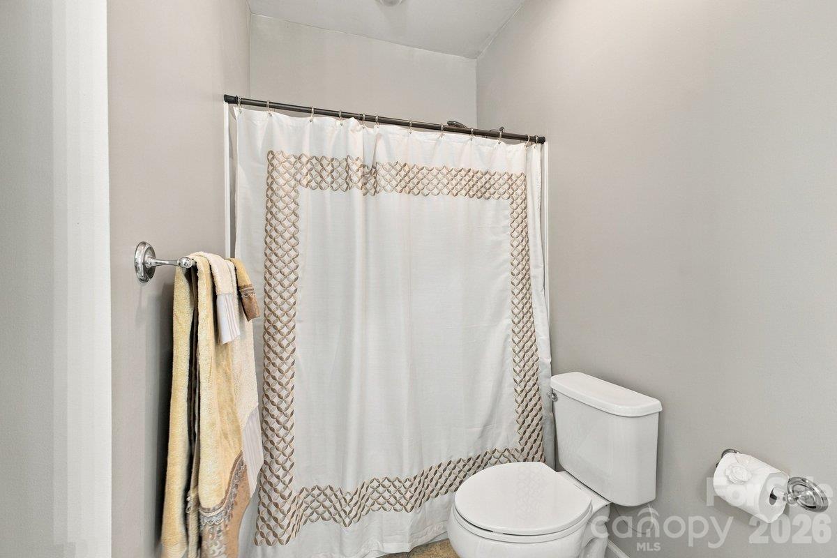 3805 Balsam Street 122 Property Photo 27