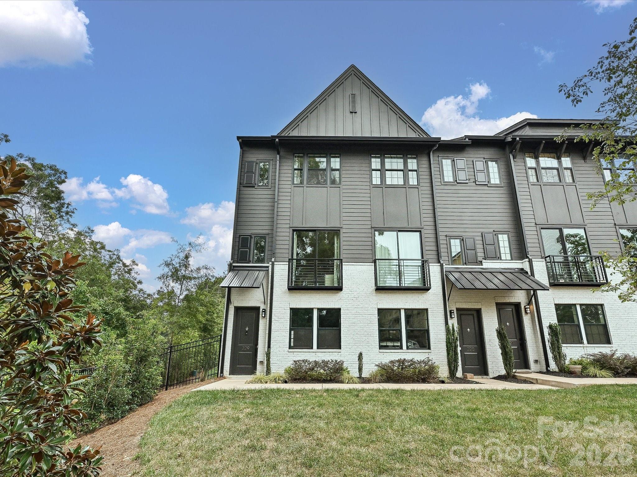 229 Sutton Park Lane