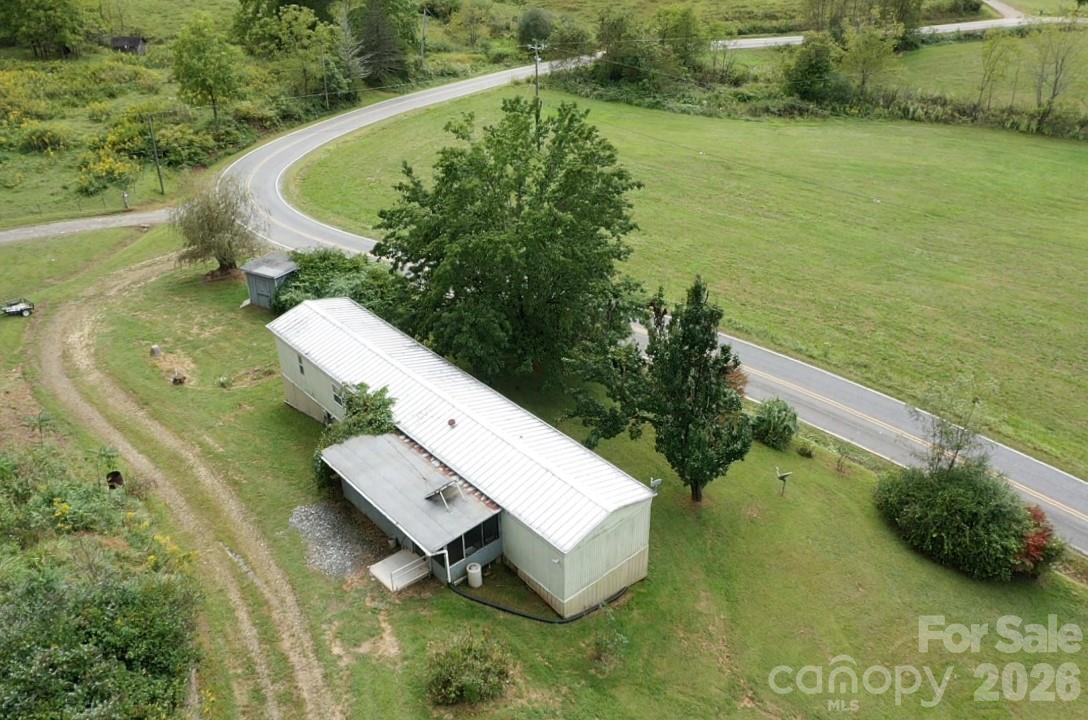 418 Green Valley Road Property Photo 2