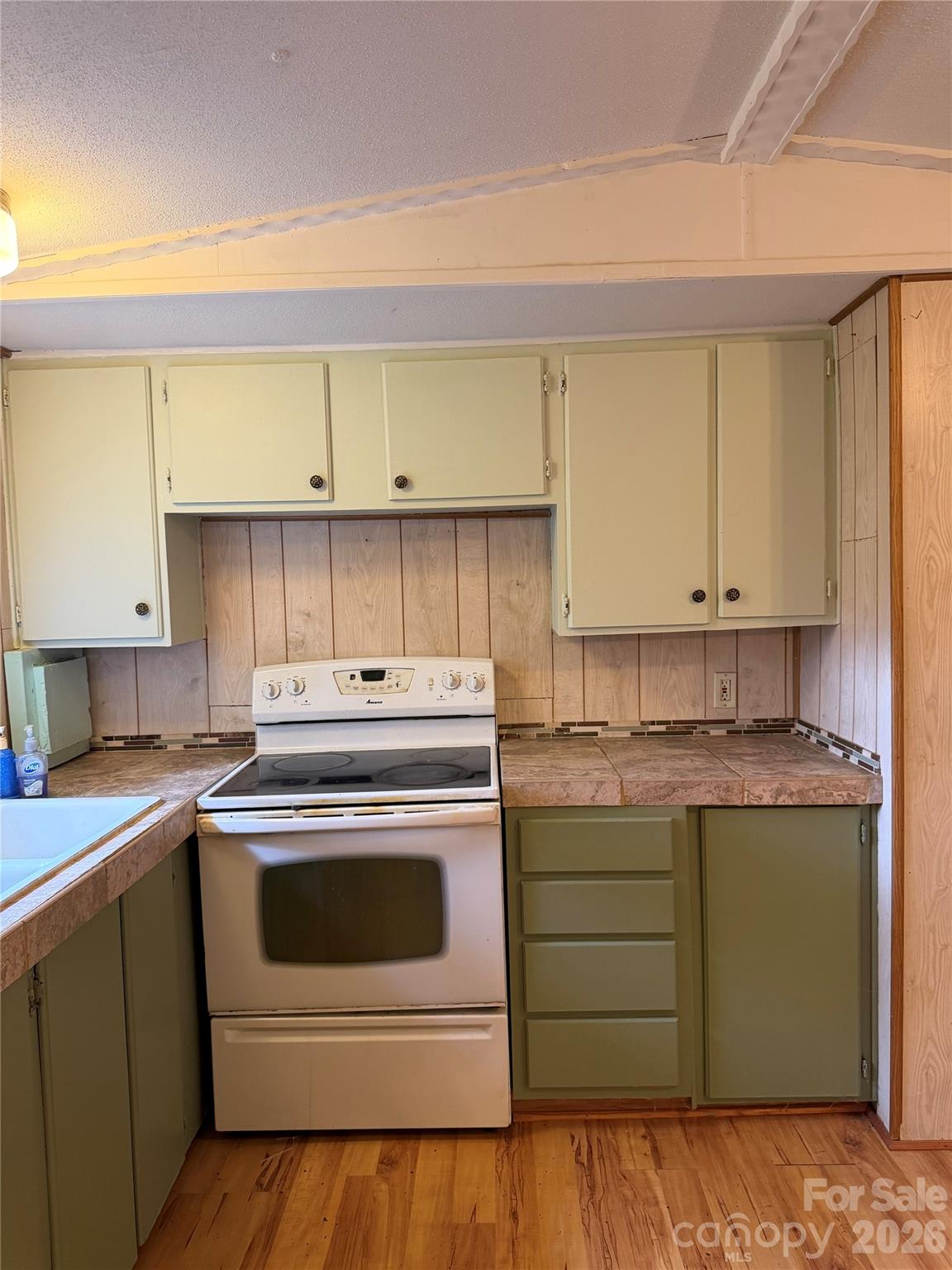 418 Green Valley Road Property Photo 11