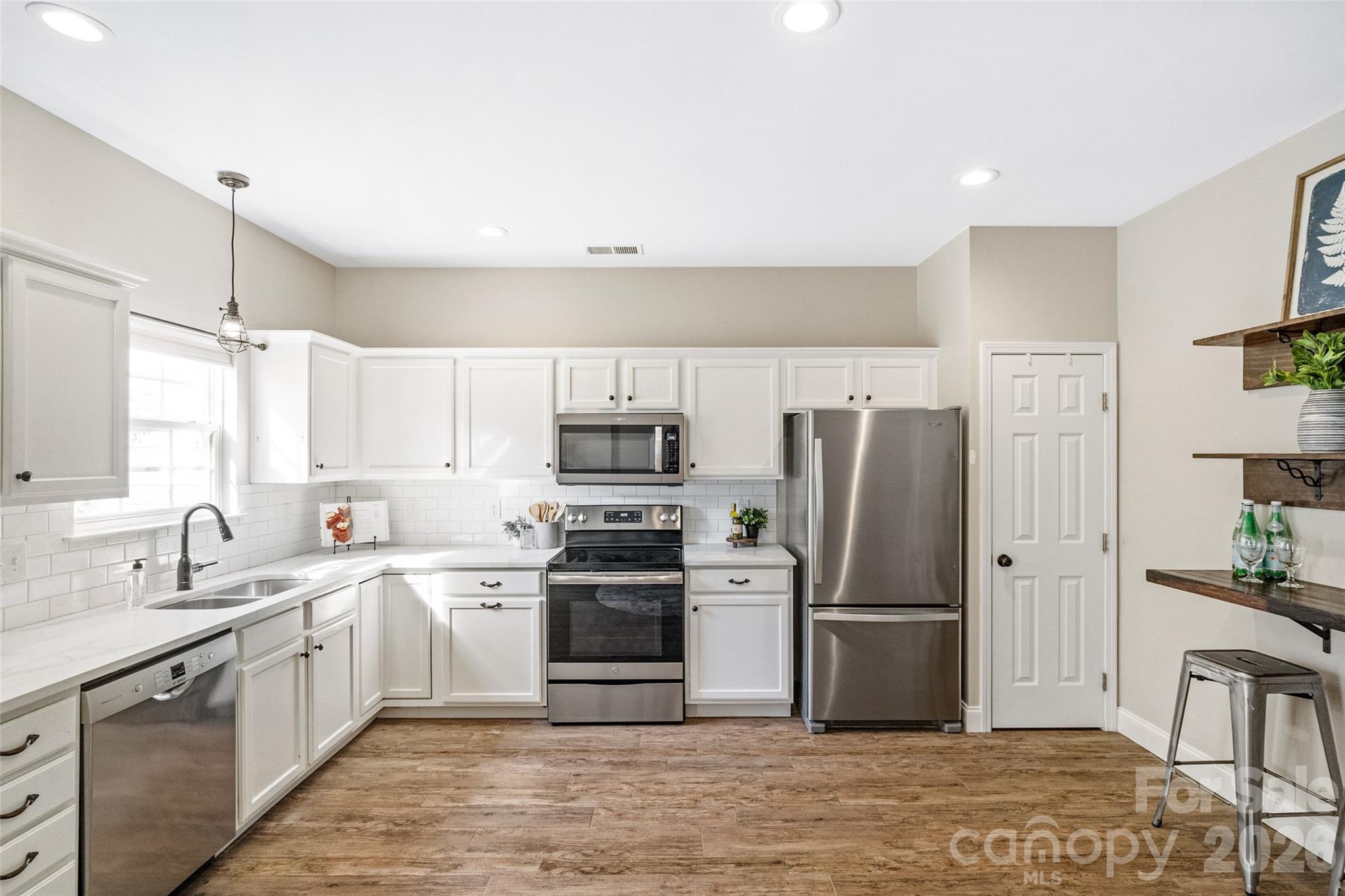820 Dillard Road Property Photo 19