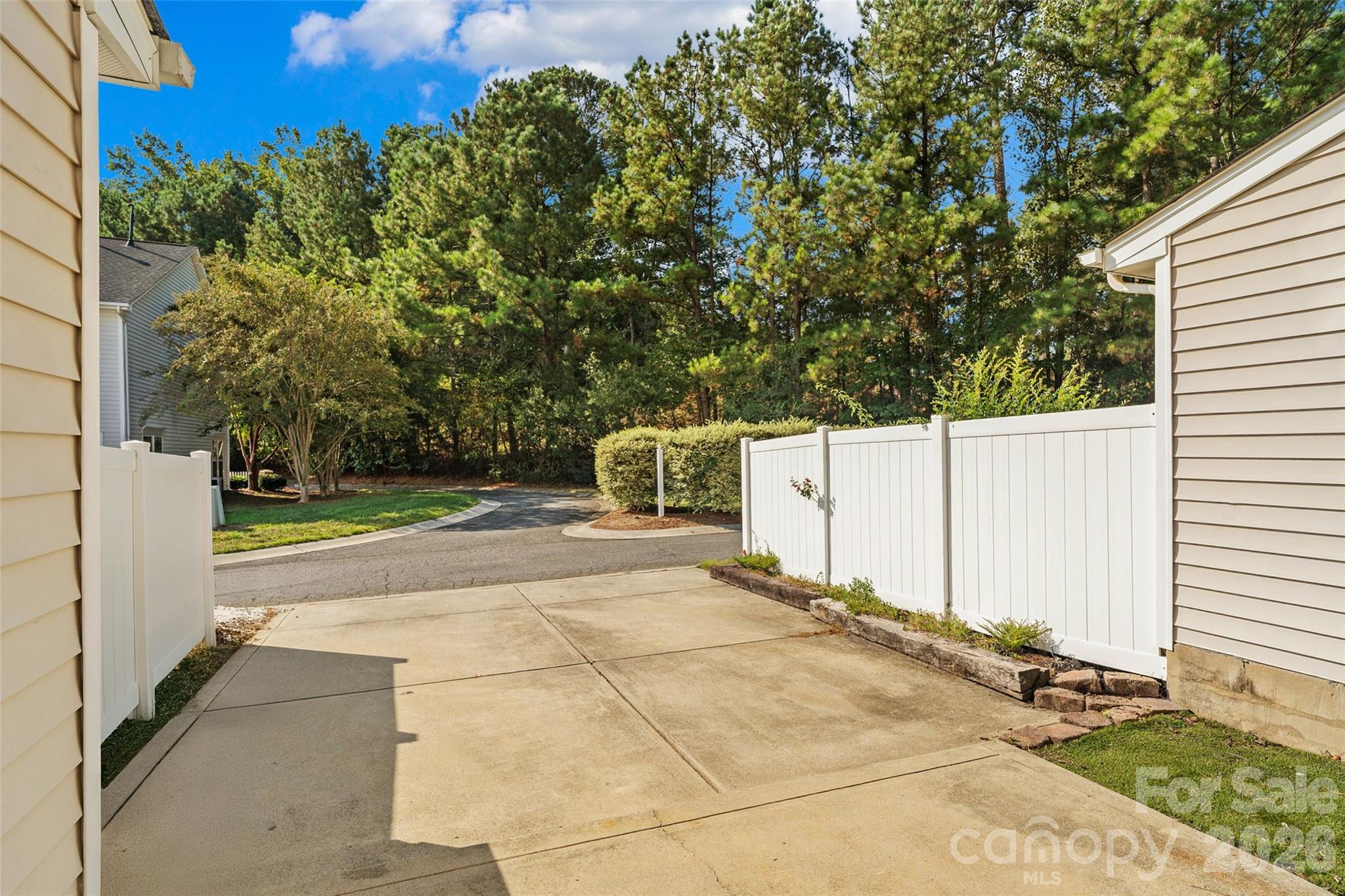 820 Dillard Road Property Photo 34