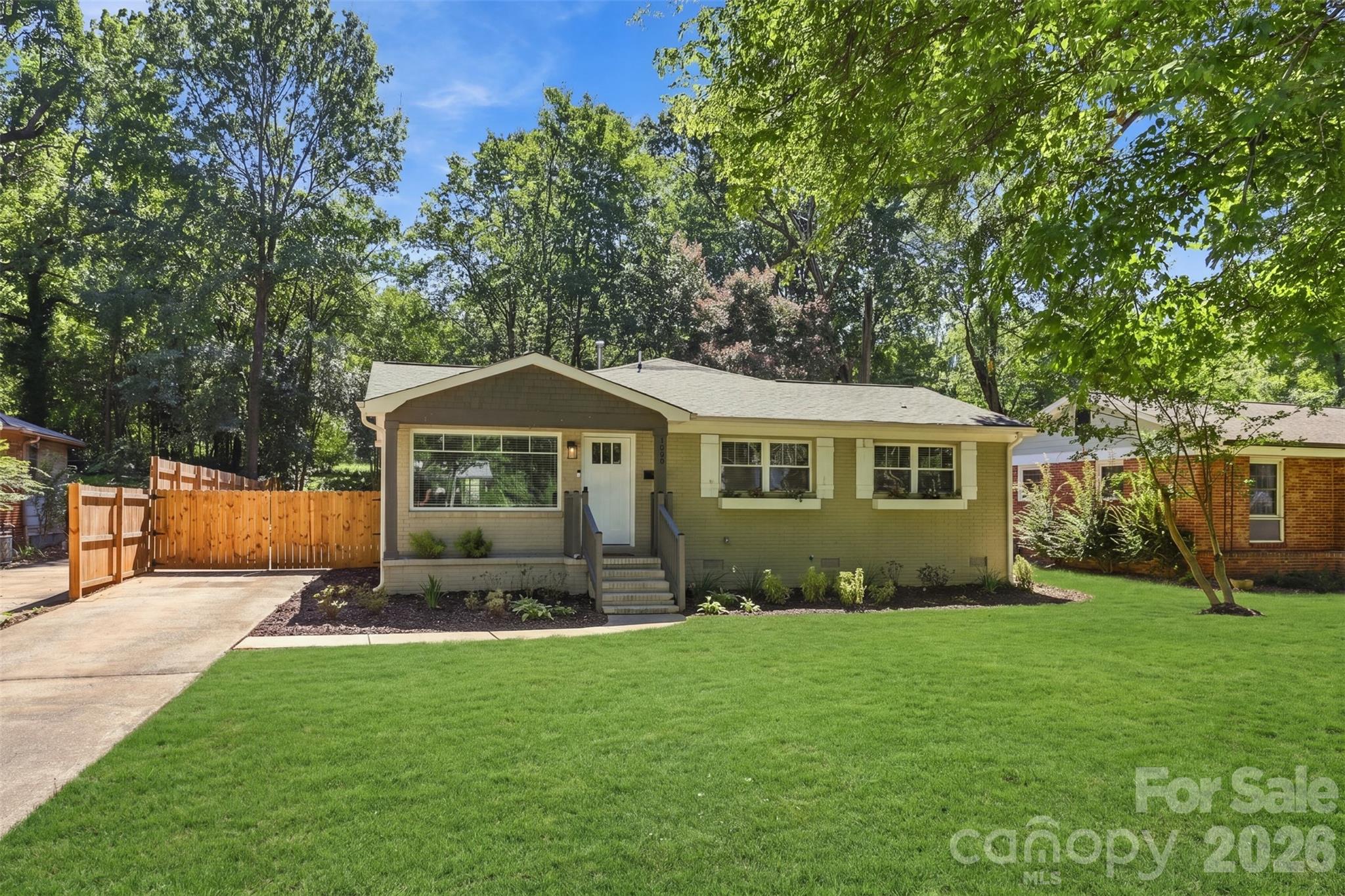 1208 Tarrington Avenue Property Photo 2