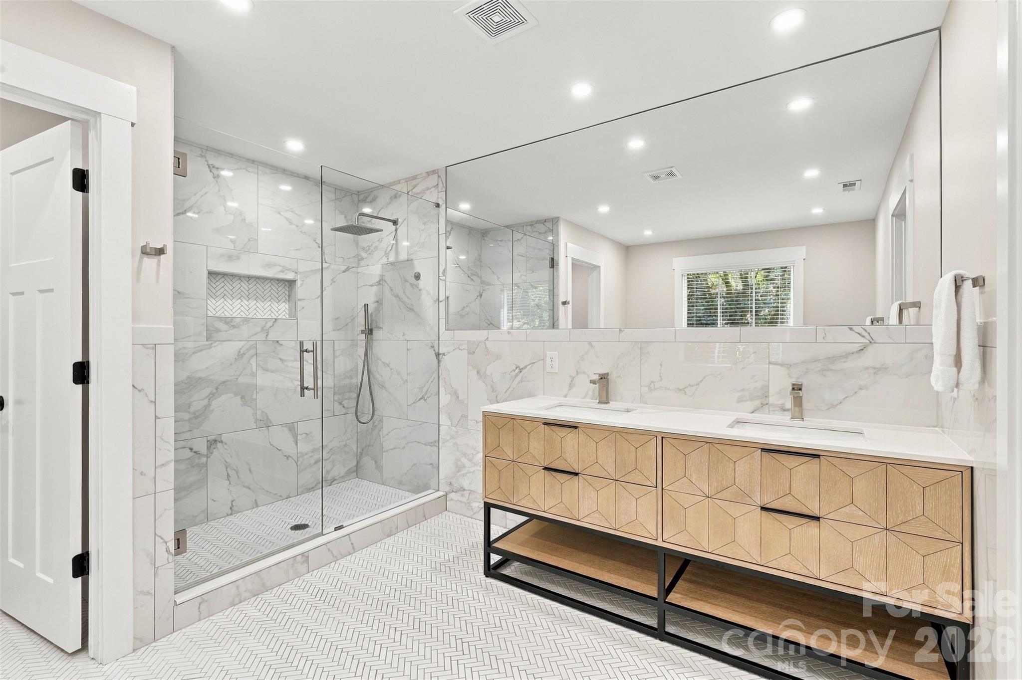 1208 Tarrington Avenue Property Photo 16