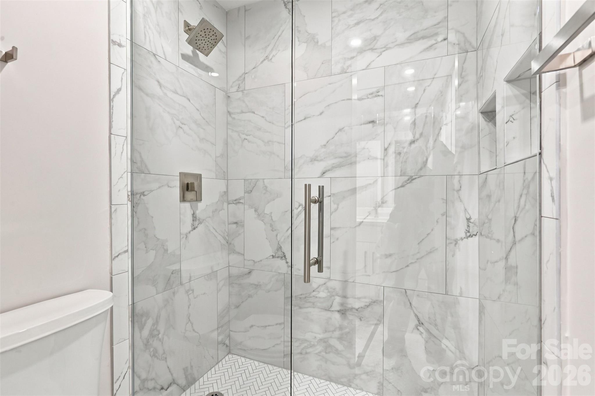 1208 Tarrington Avenue Property Photo 20