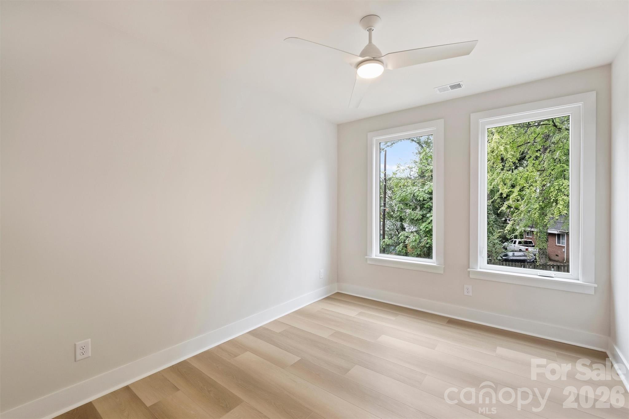 2705 Catalina Avenue Property Photo 20
