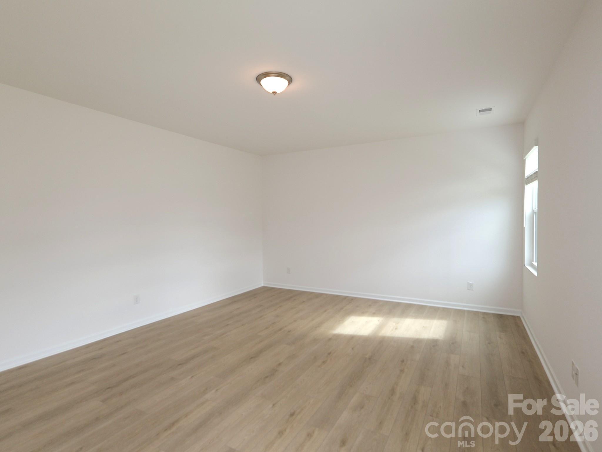 2002 Augustine Street Property Photo 6