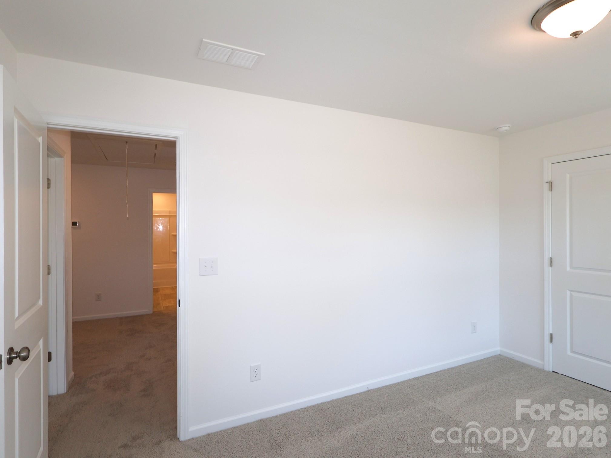 2002 Augustine Street Property Photo 9