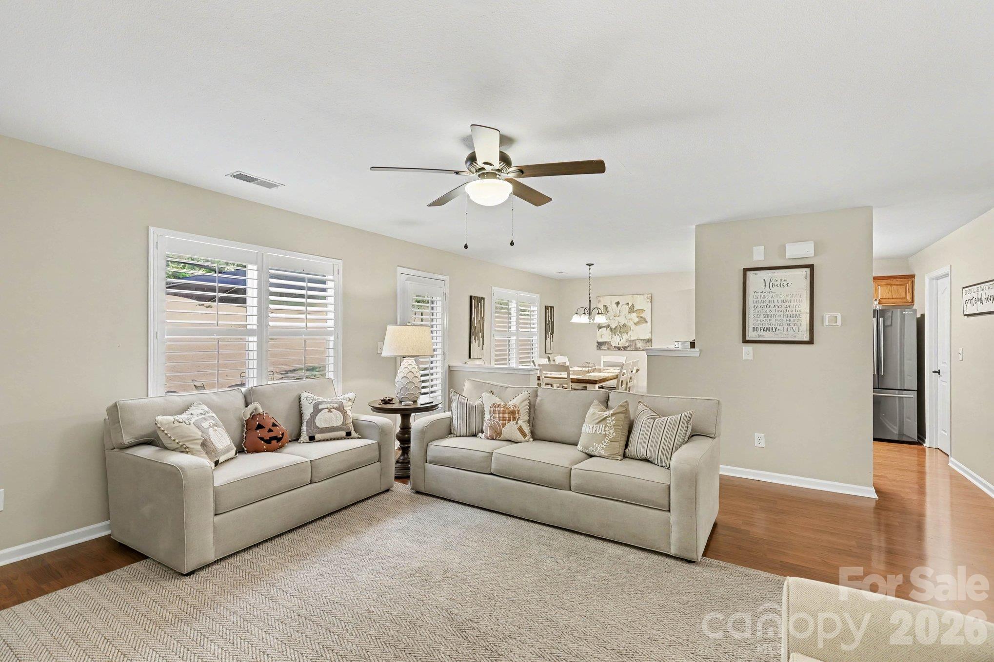 3817 Broadwater Court Property Photo 7