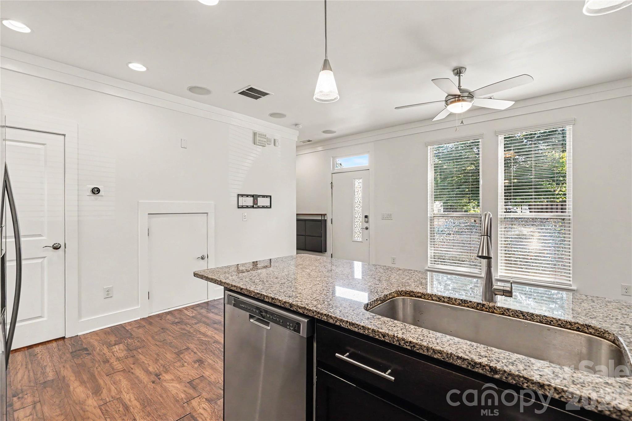 3509 Artists Way Property Photo 10