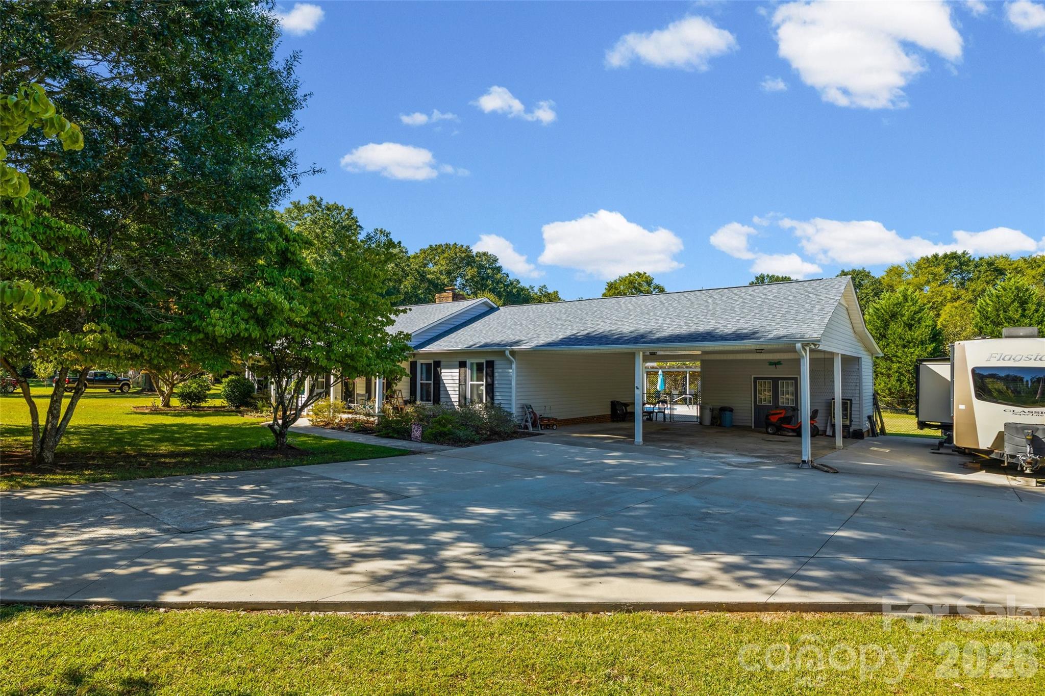 1416 Irene Street Property Photo 29