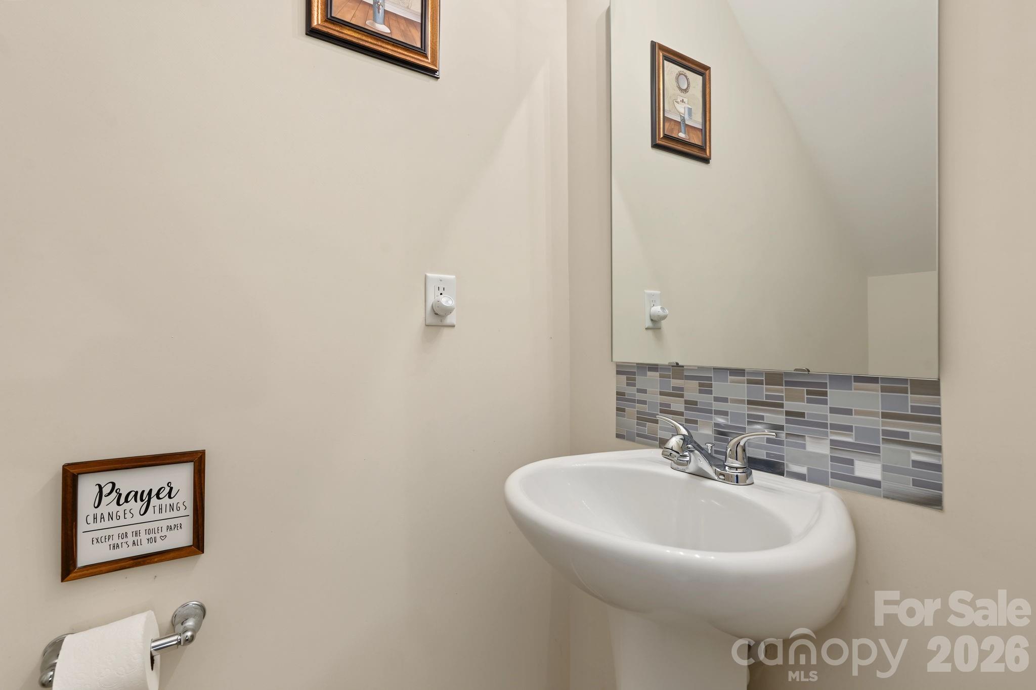 1319 Phil Oneil Drive Property Photo 5