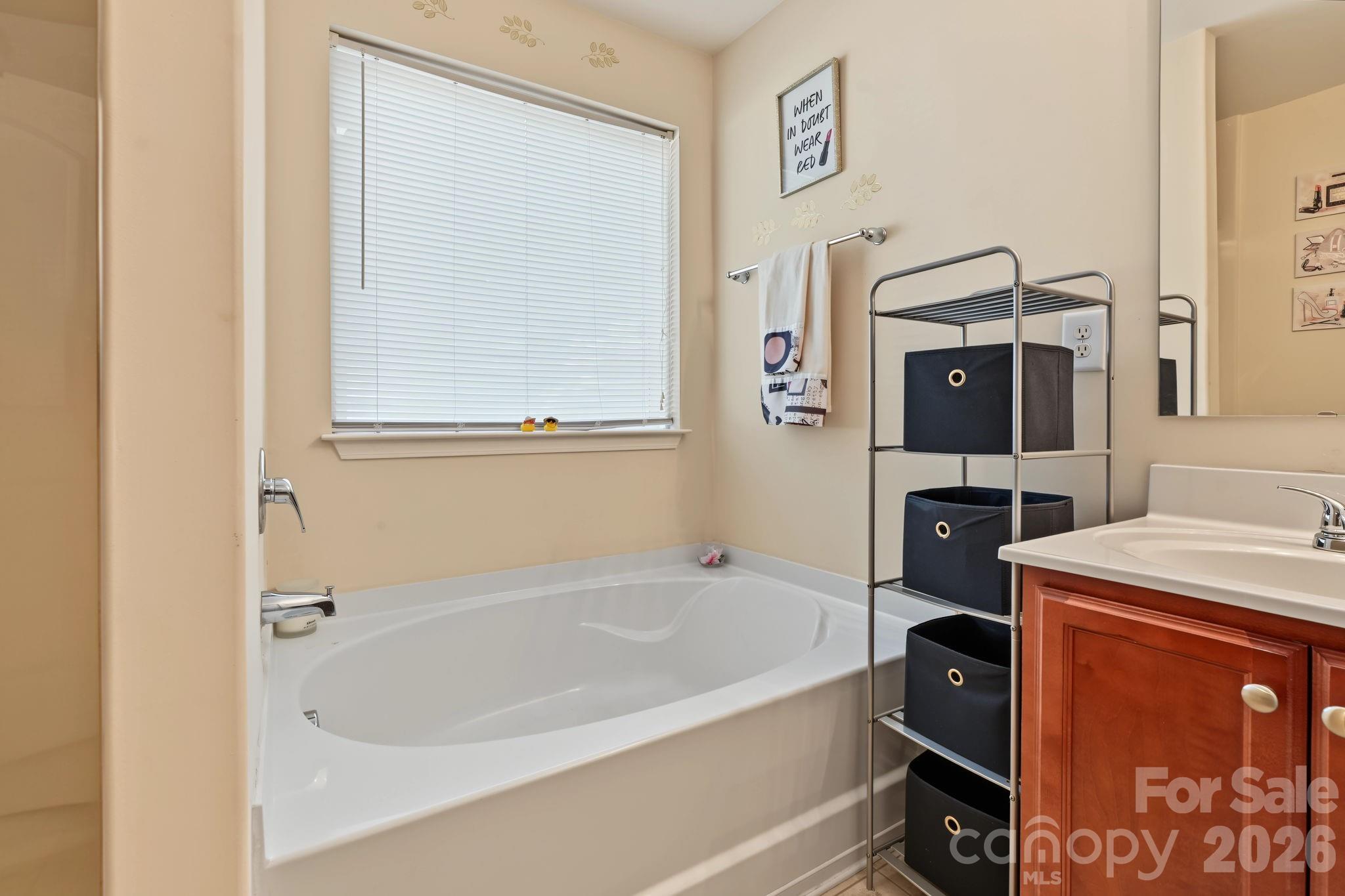 1319 Phil Oneil Drive Property Photo 12