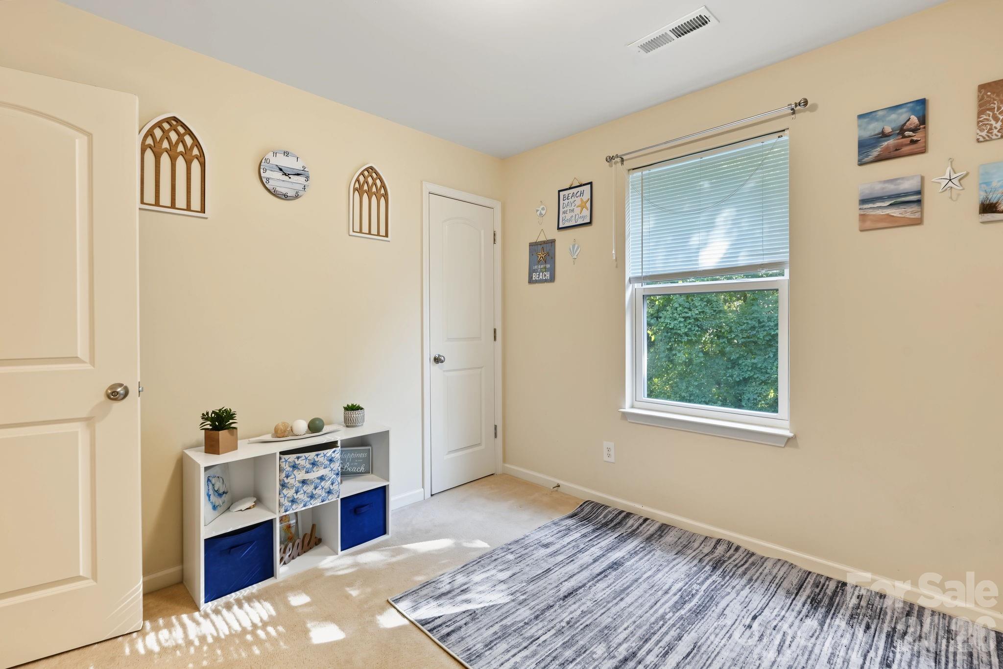 1319 Phil Oneil Drive Property Photo 18