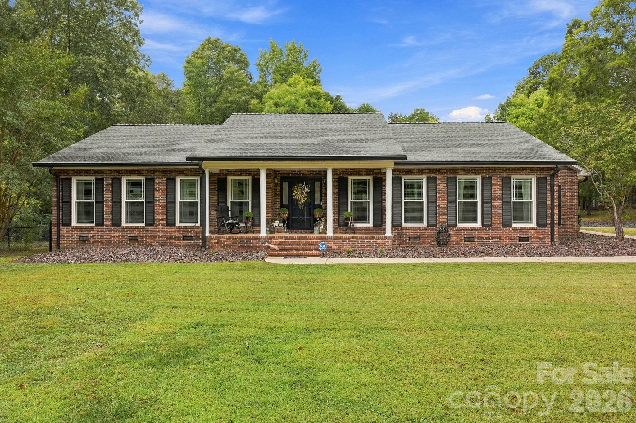 1734 Bellamy Circle Property Photo 3