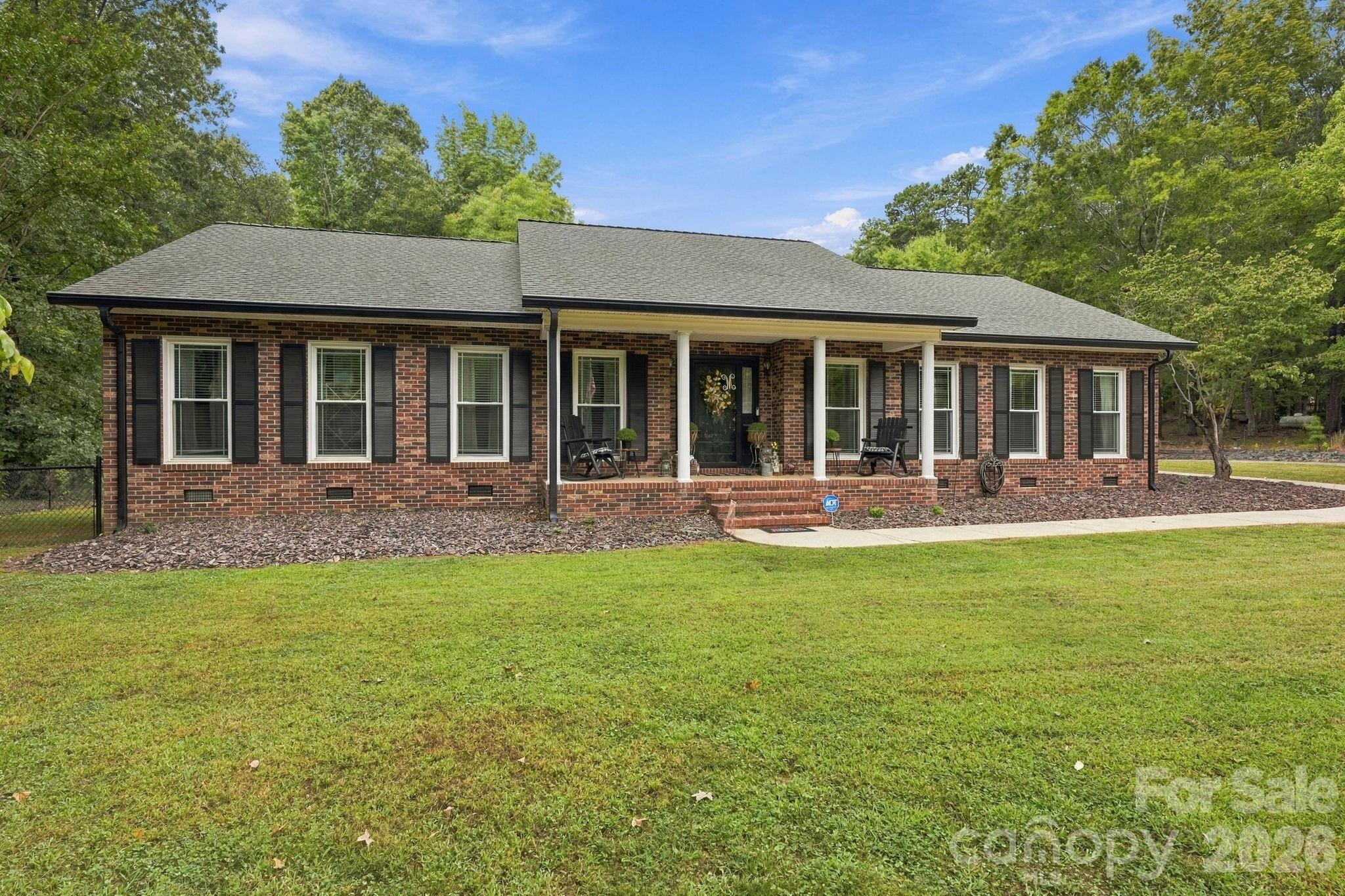 1734 Bellamy Circle Property Photo 4