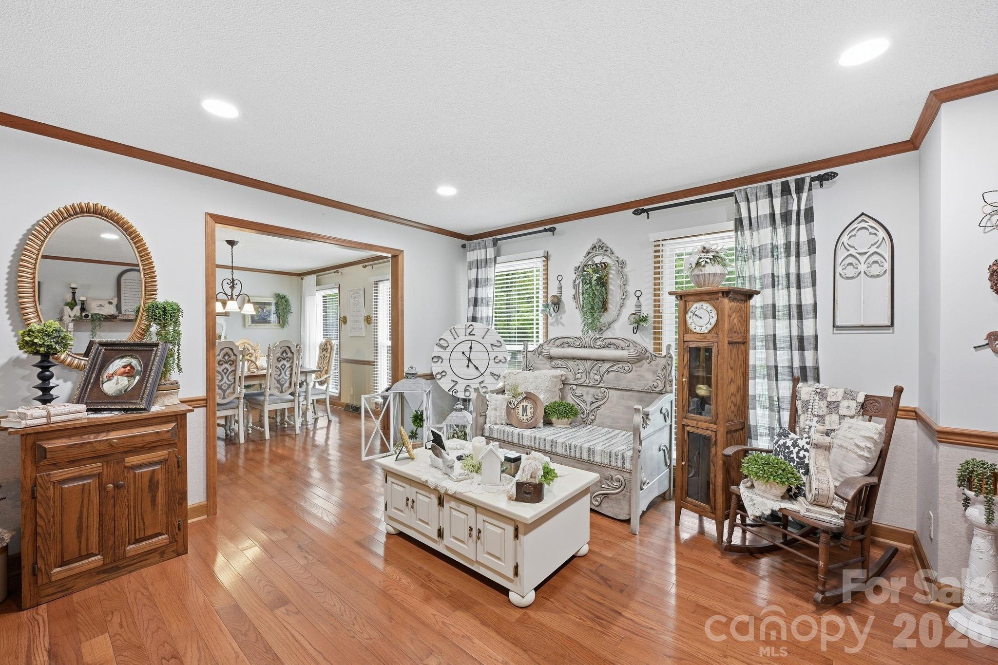 1734 Bellamy Circle Property Photo 7