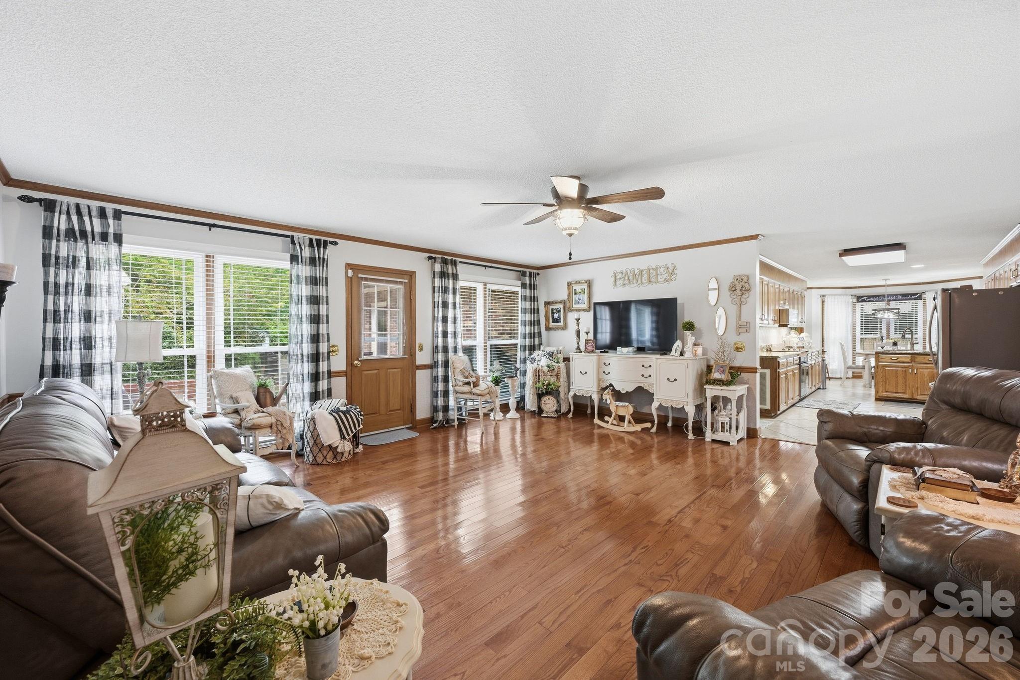 1734 Bellamy Circle Property Photo 13