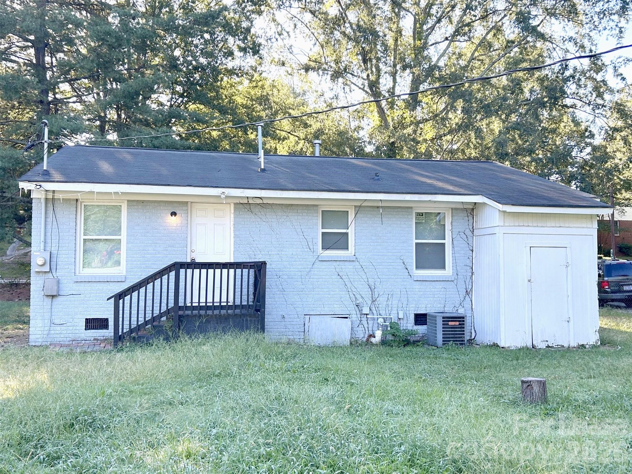 3000 Rodman Street Property Photo 1