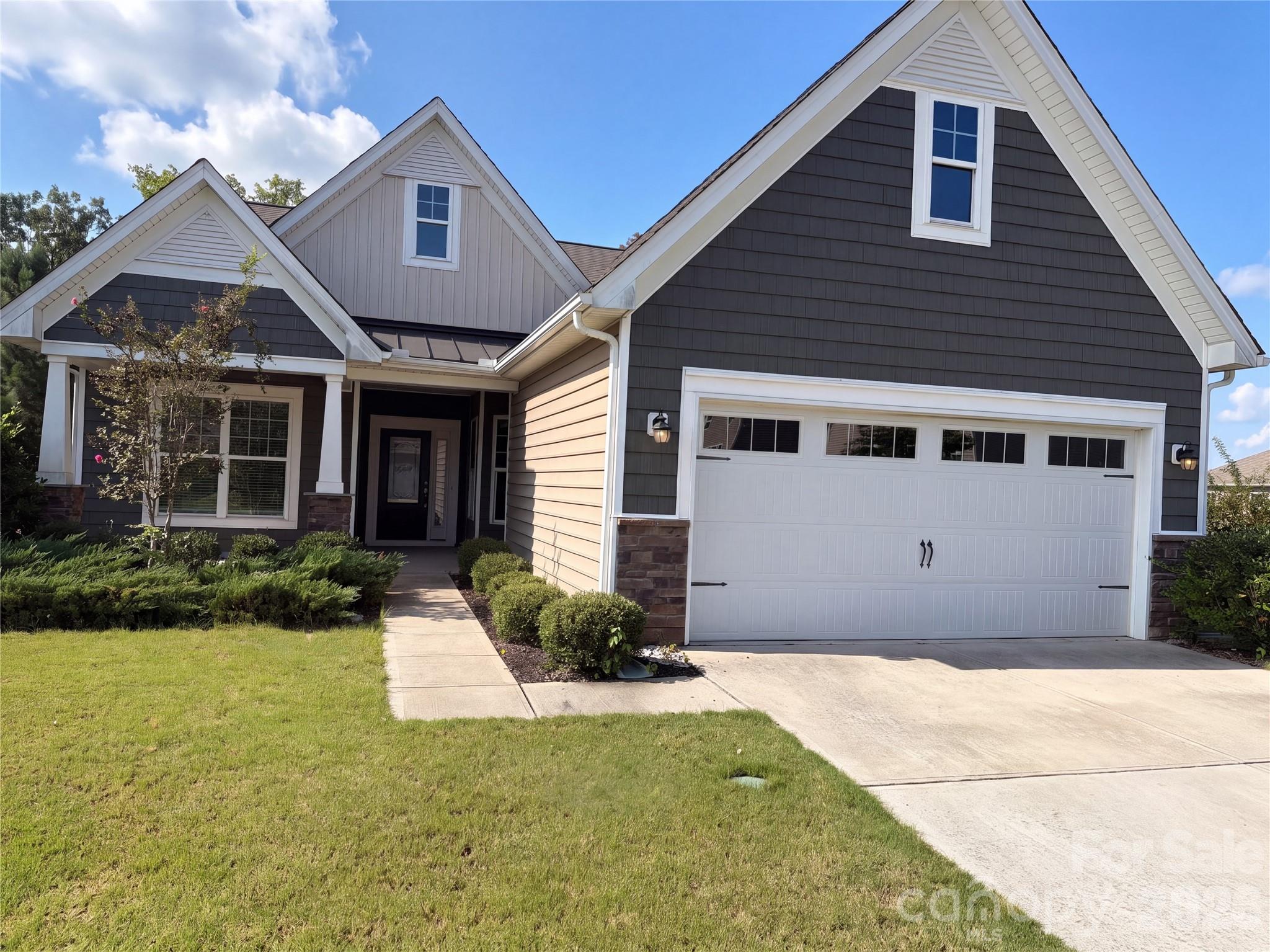 2019 Trindle Vine Lane Property Photo 1