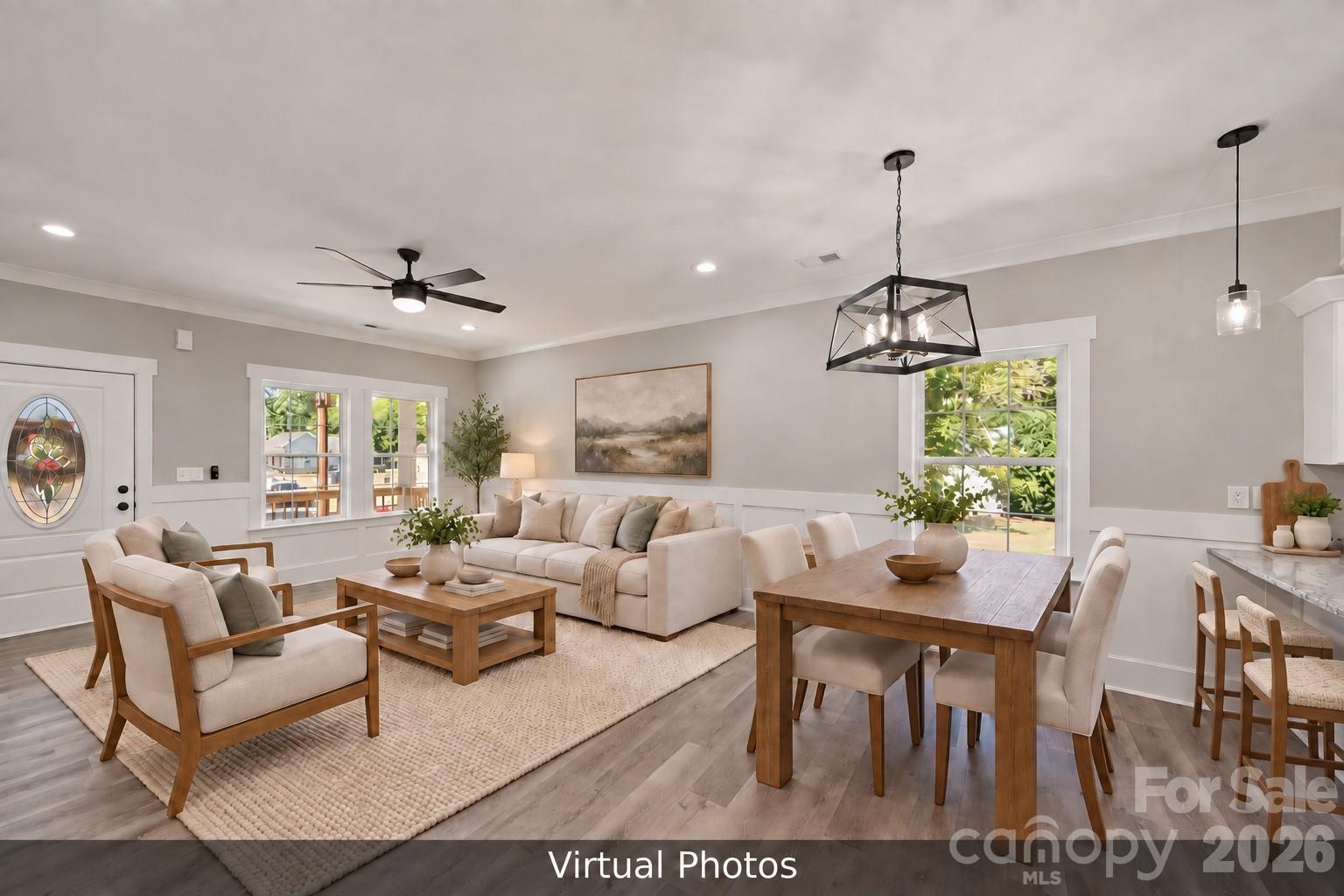 726 Carr Street Property Photo 3