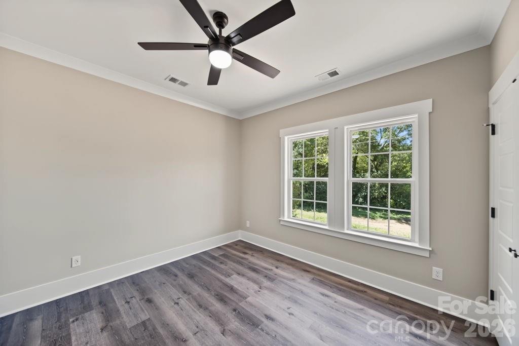 726 Carr Street Property Photo 16