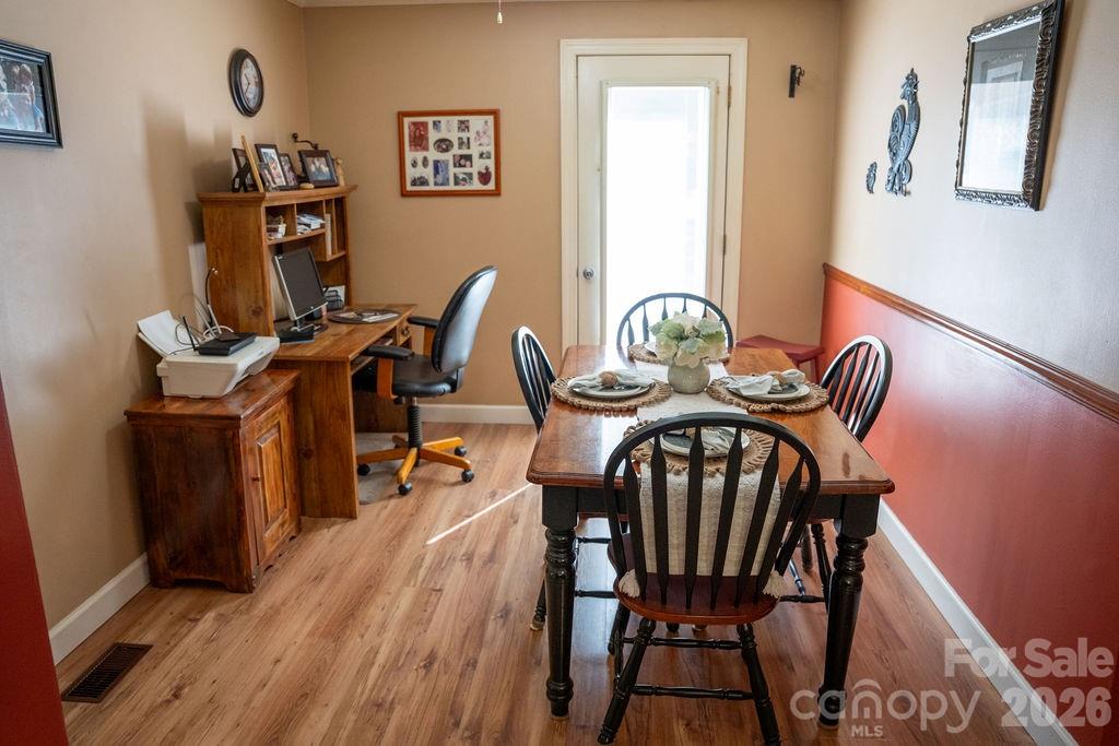 709 Berry Place Property Photo 11