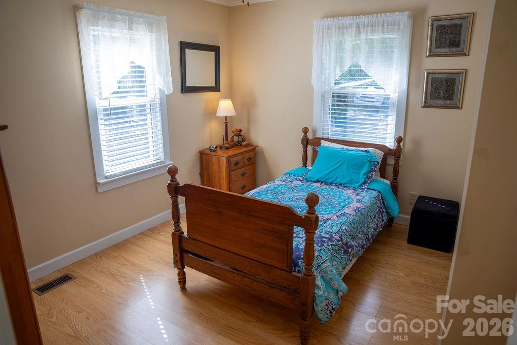 709 Berry Place Property Photo 13