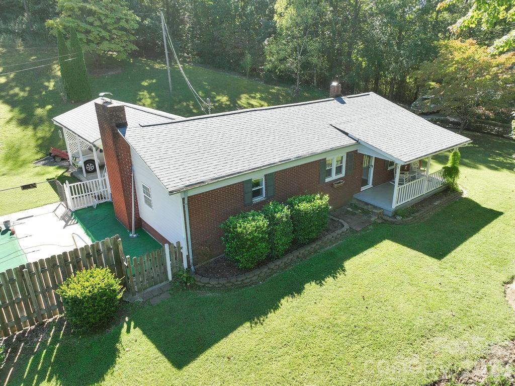 709 Berry Place Property Photo 34