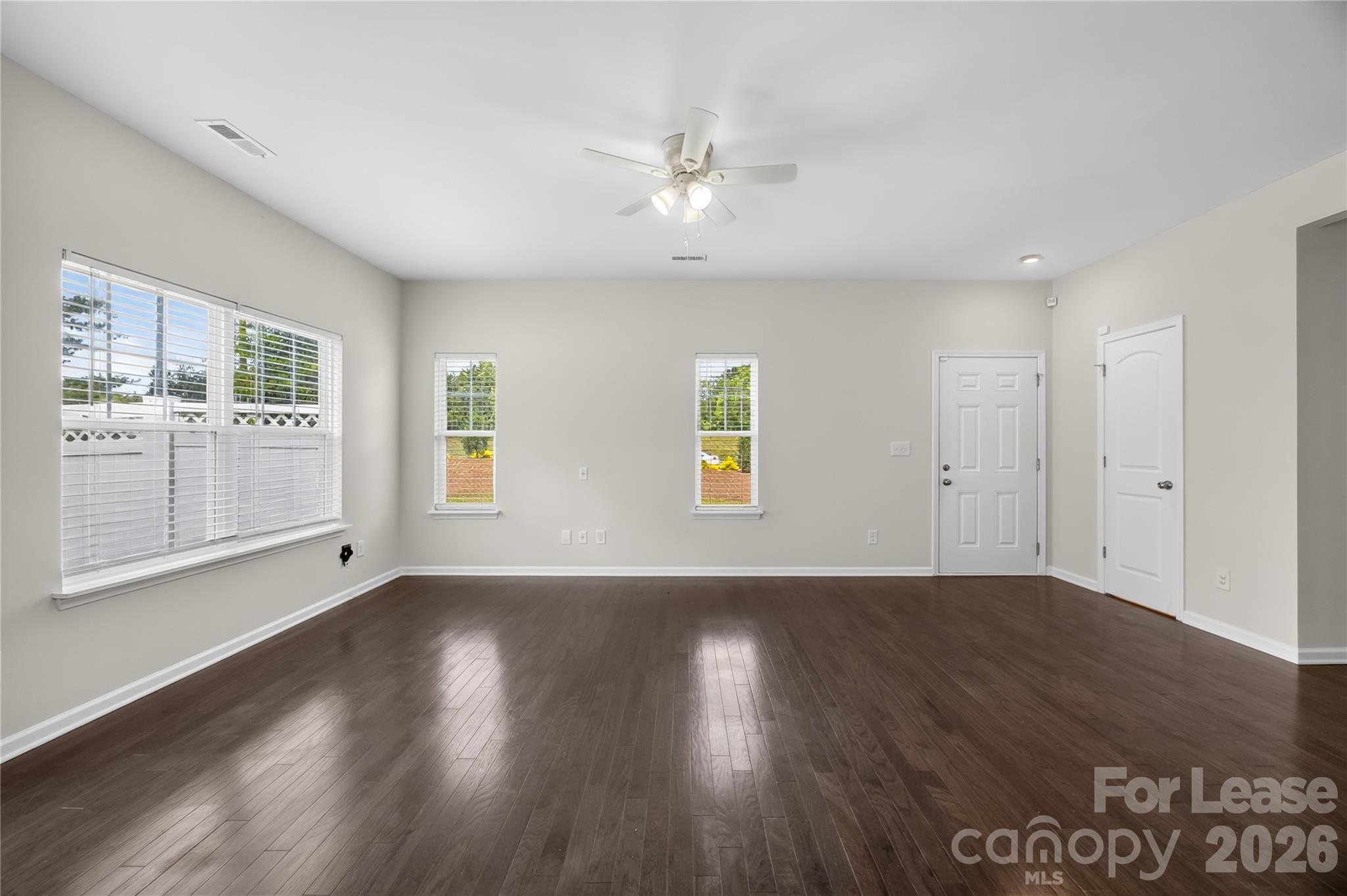 4427931 Property Photo 7
