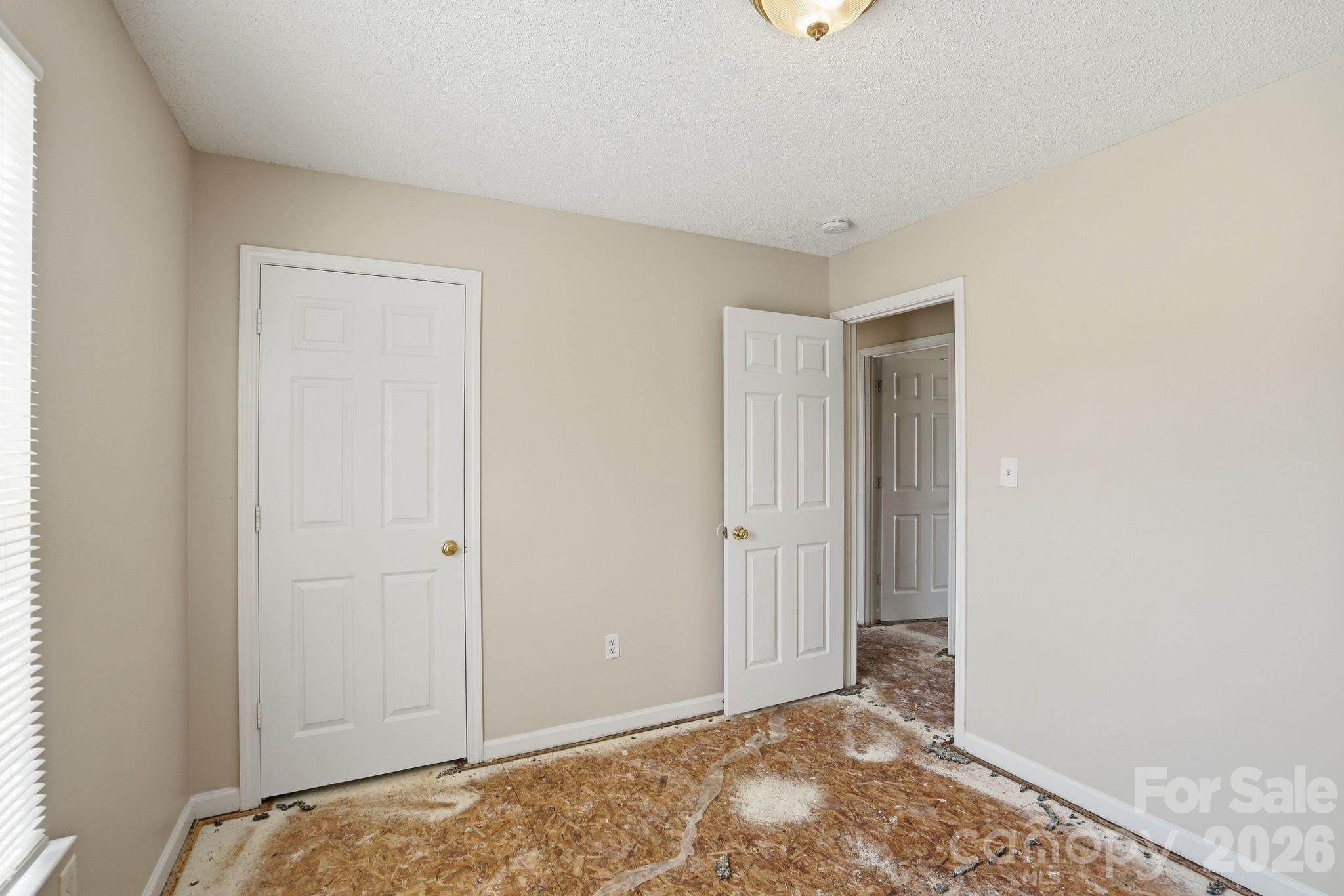 802 Almora Drive Property Photo 10