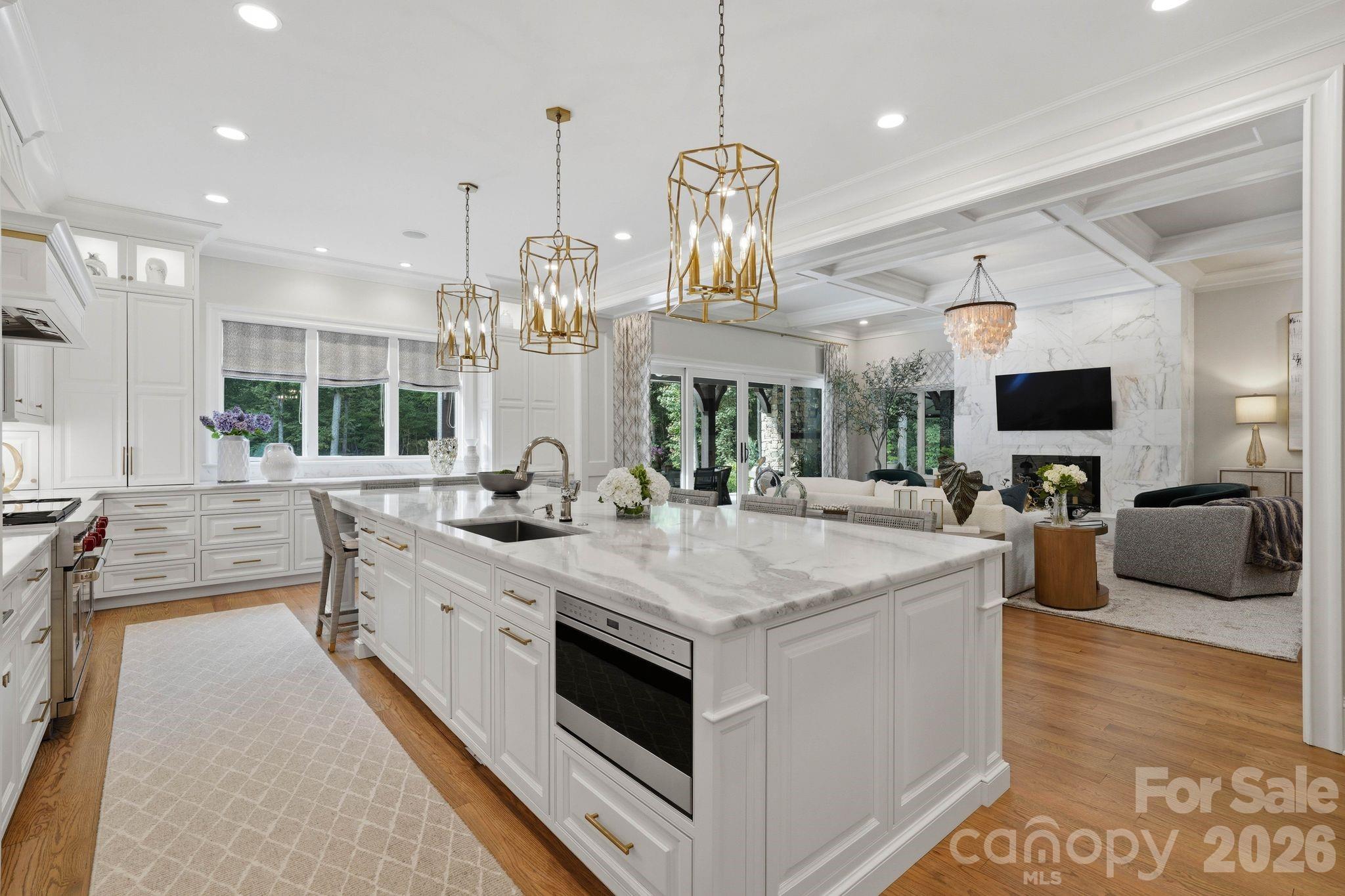 6010 Hathaway Lane Property Photo 10