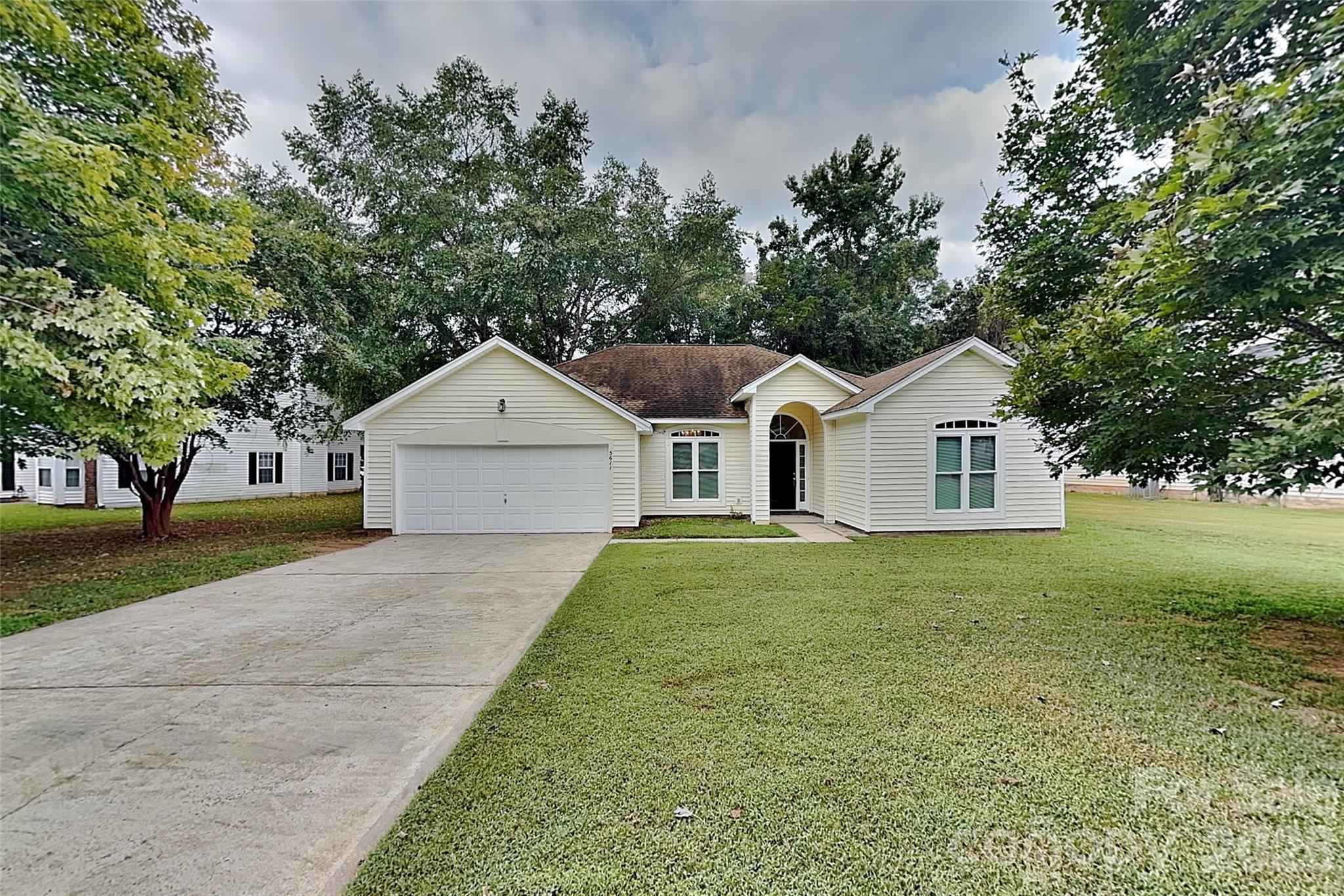 5611 Timbertop Lane Property Photo 1