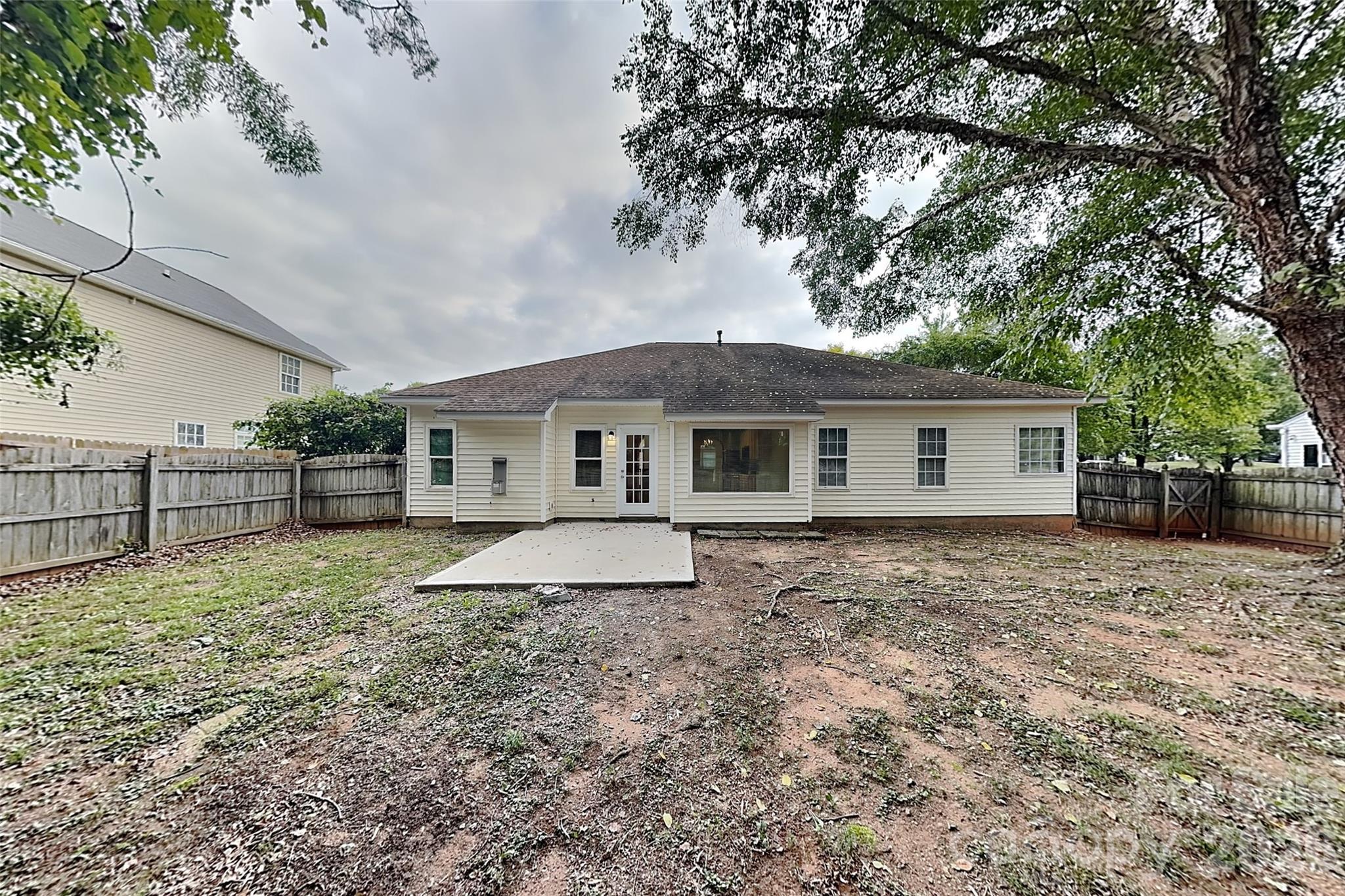 5611 Timbertop Lane Property Photo 16