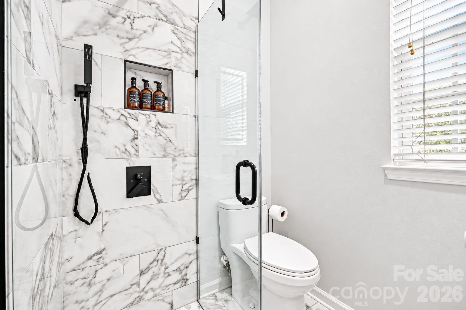8728 Fieldcroft Drive Property Photo 11