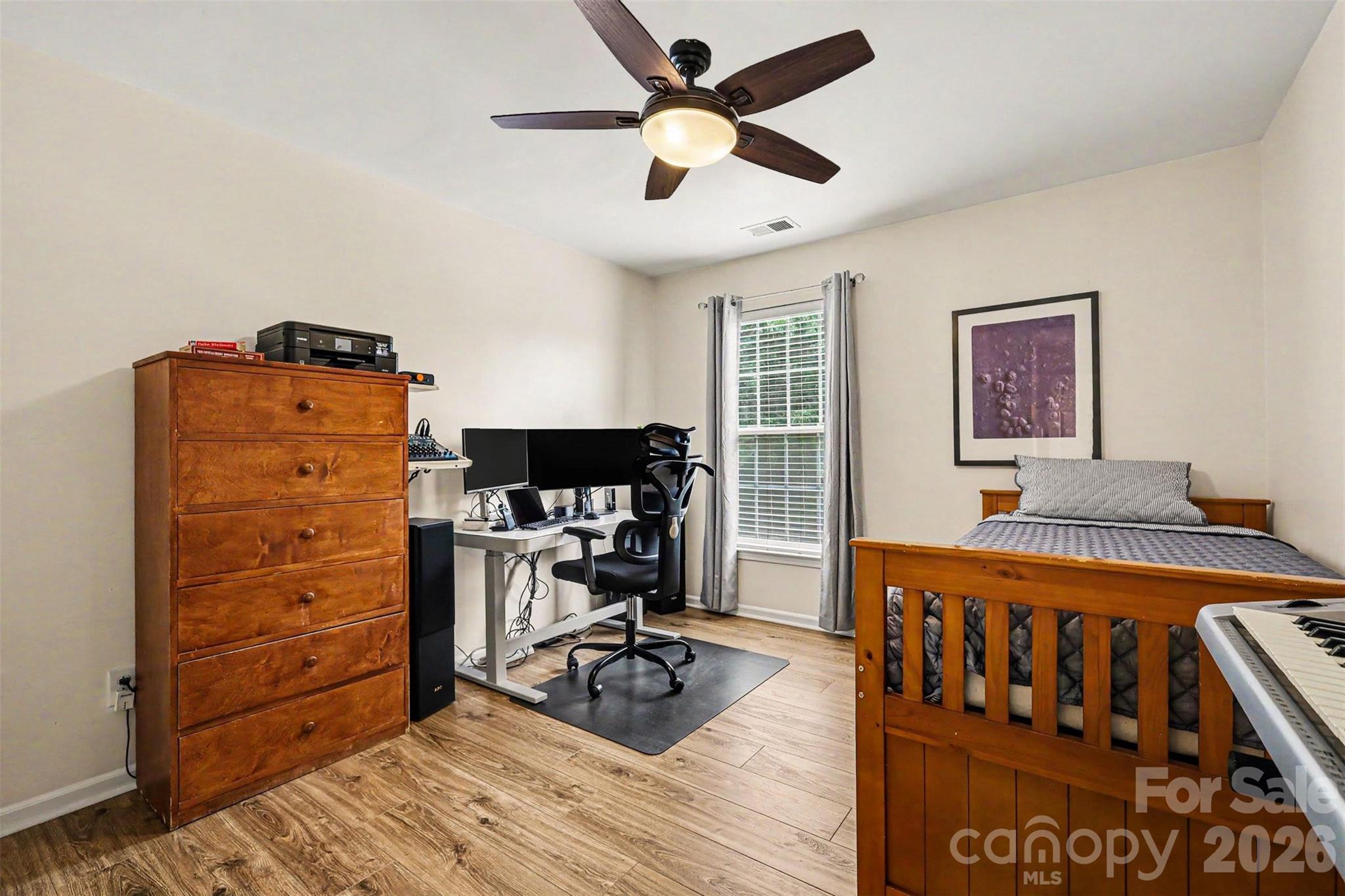 8728 Fieldcroft Drive Property Photo 16
