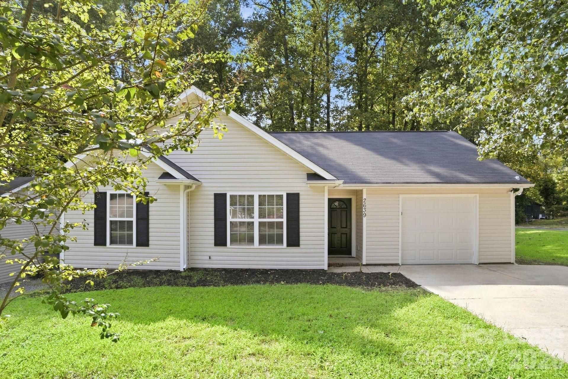 2639 Daffodil Drive Property Photo 1