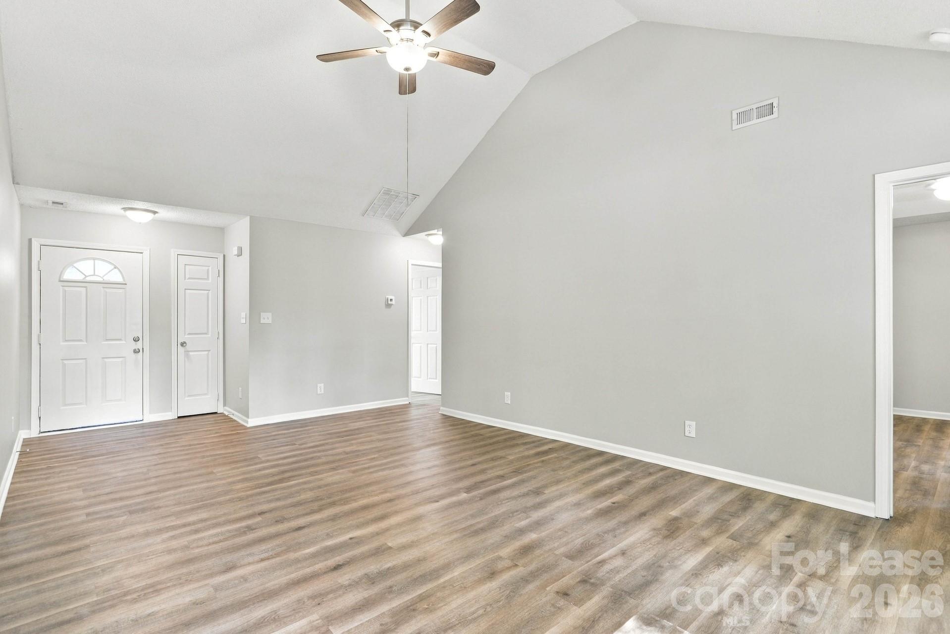 2639 Daffodil Drive Property Photo 7