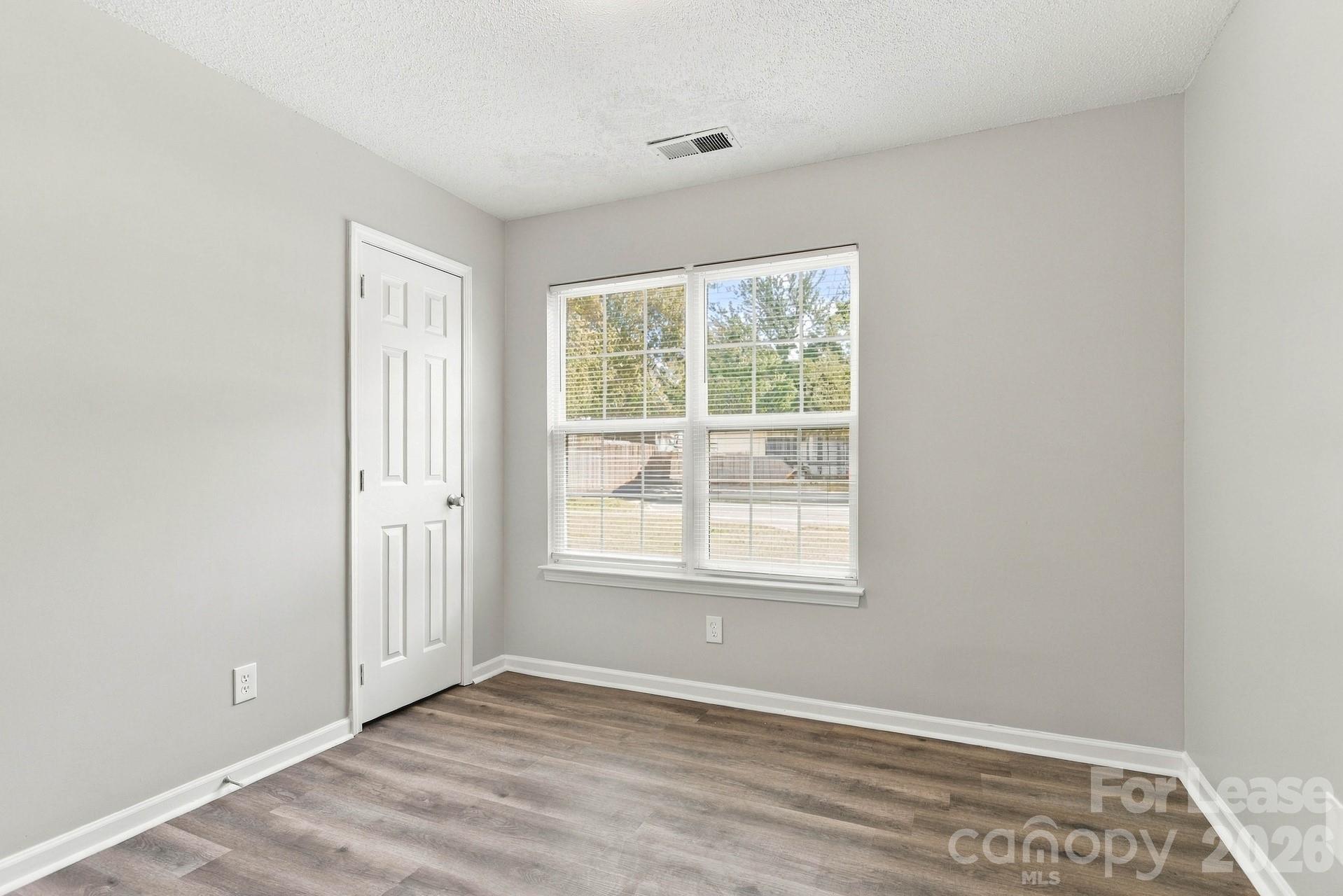 2639 Daffodil Drive Property Photo 11