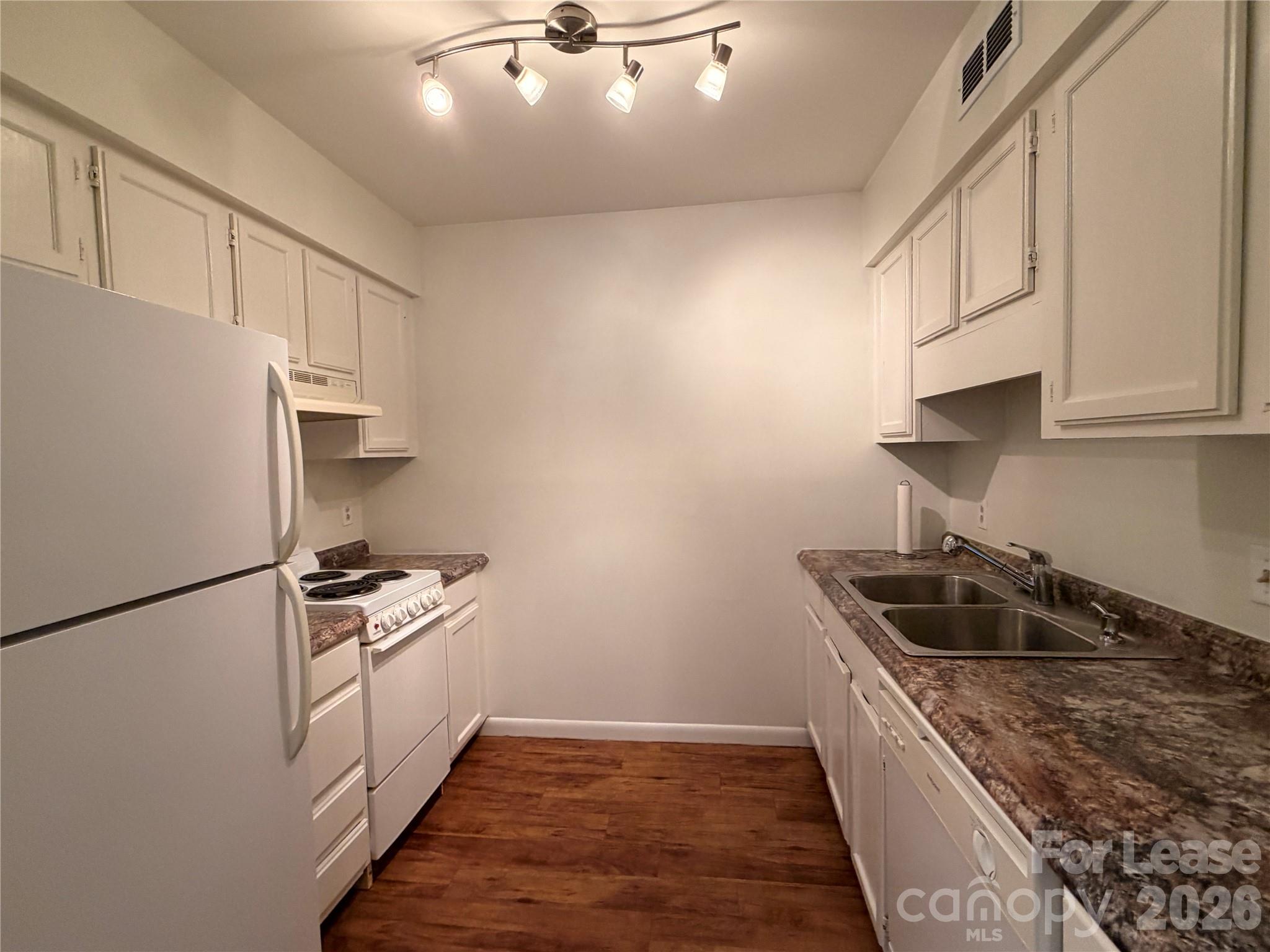 3147 Heathstead Place A Property Photo 1
