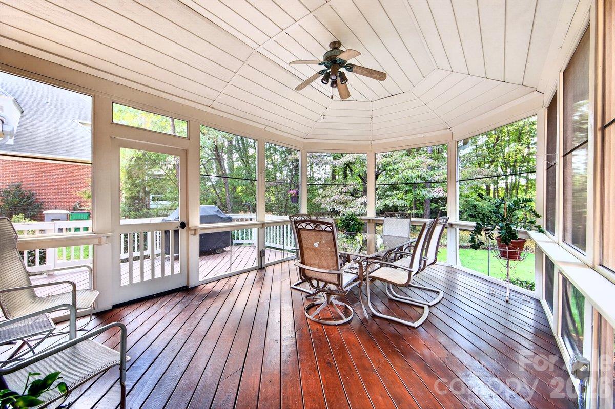 5919 Derry Hill Place Property Photo 2
