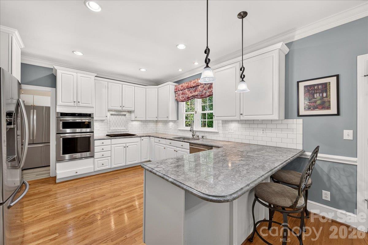 5919 Derry Hill Place Property Photo 11