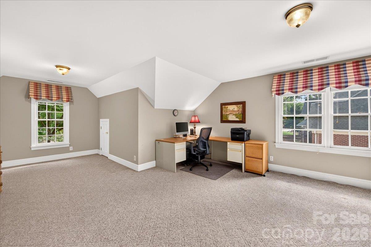 5919 Derry Hill Place Property Photo 33