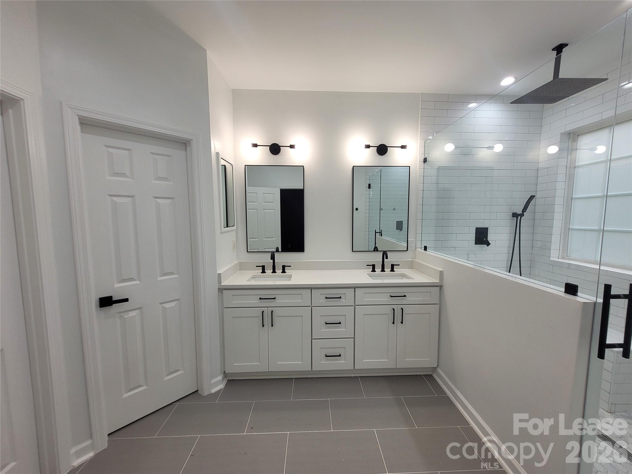 5618 Branthurst Drive Property Photo 14