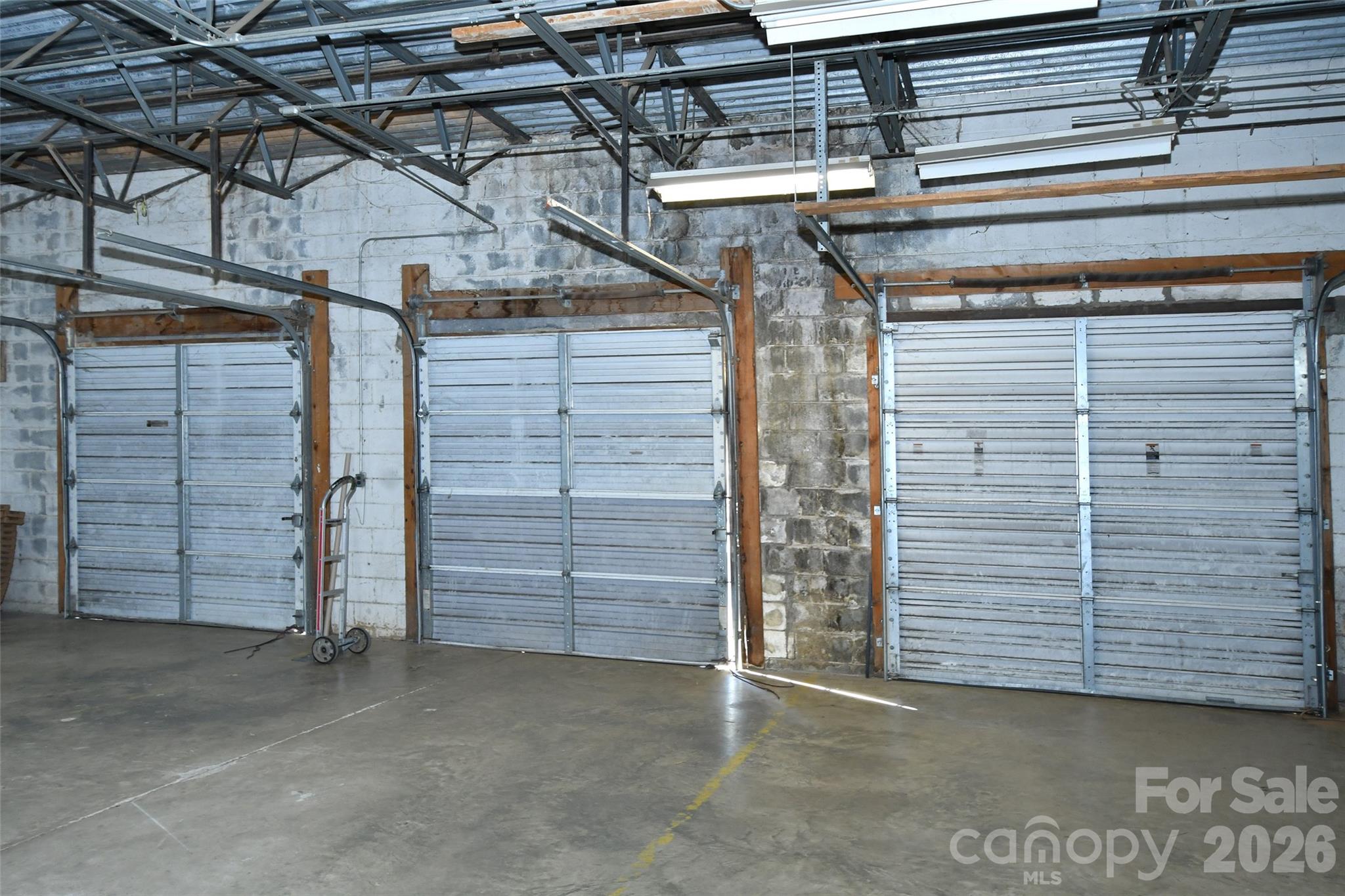 1603 Leonard Street Property Photo 12