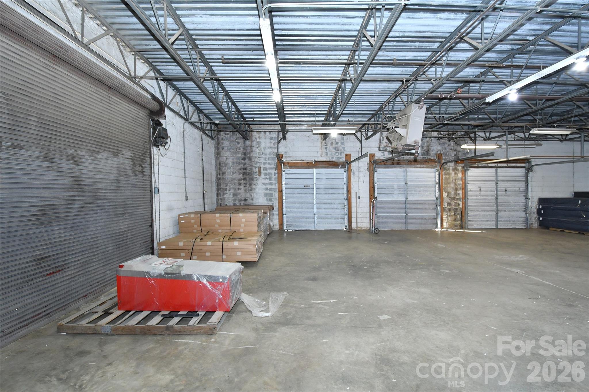 1603 Leonard Street Property Photo 13