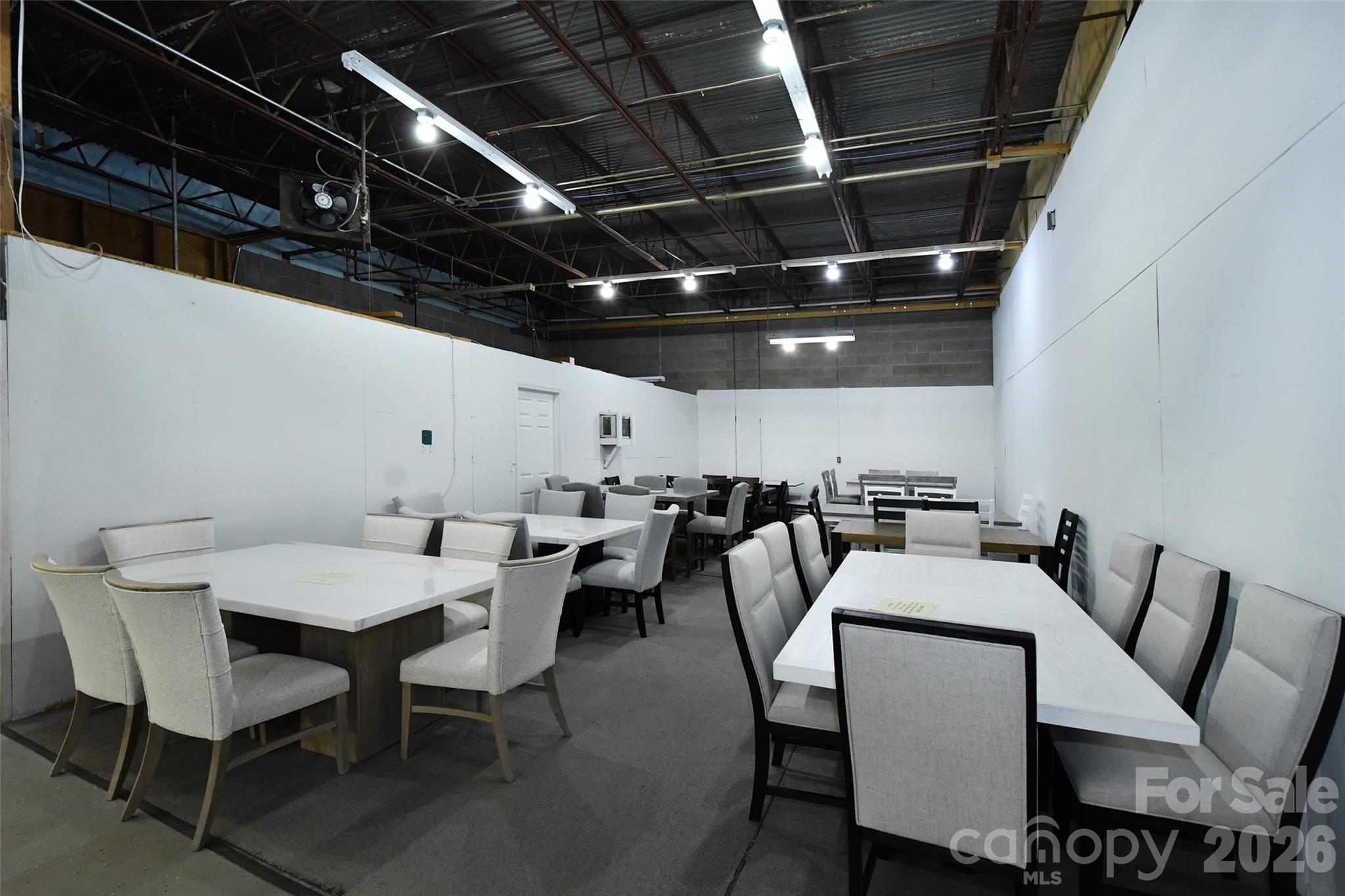 1603 Leonard Street Property Photo 19