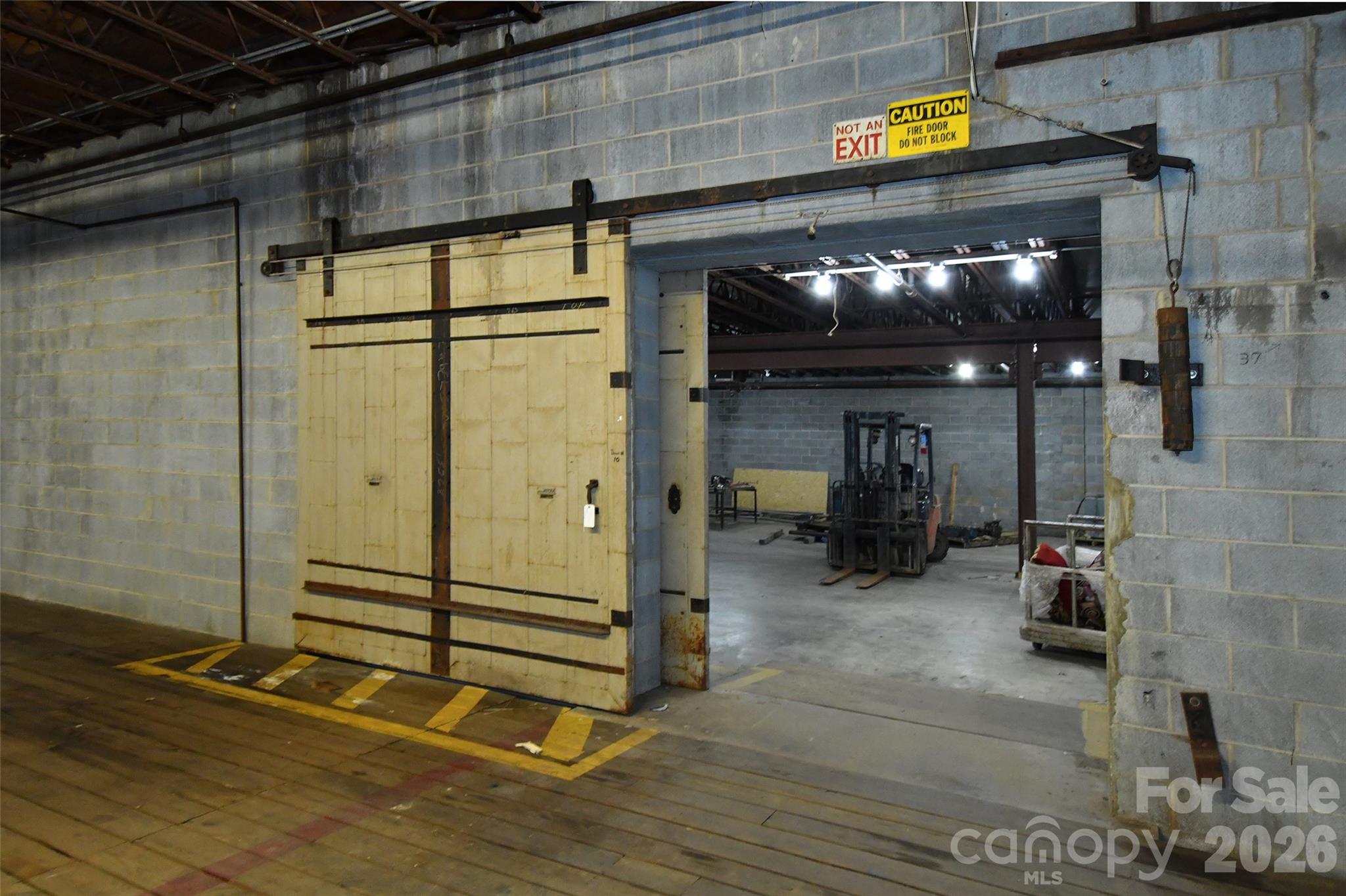 1603 Leonard Street Property Photo 47