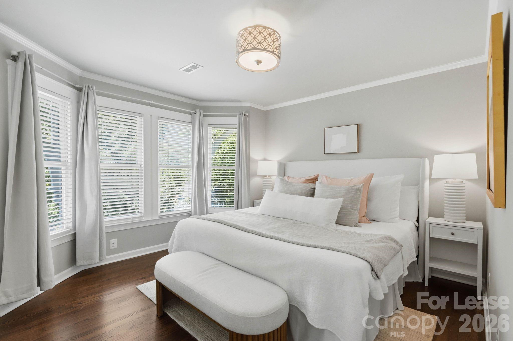 2009 Victorian Place Property Photo 17