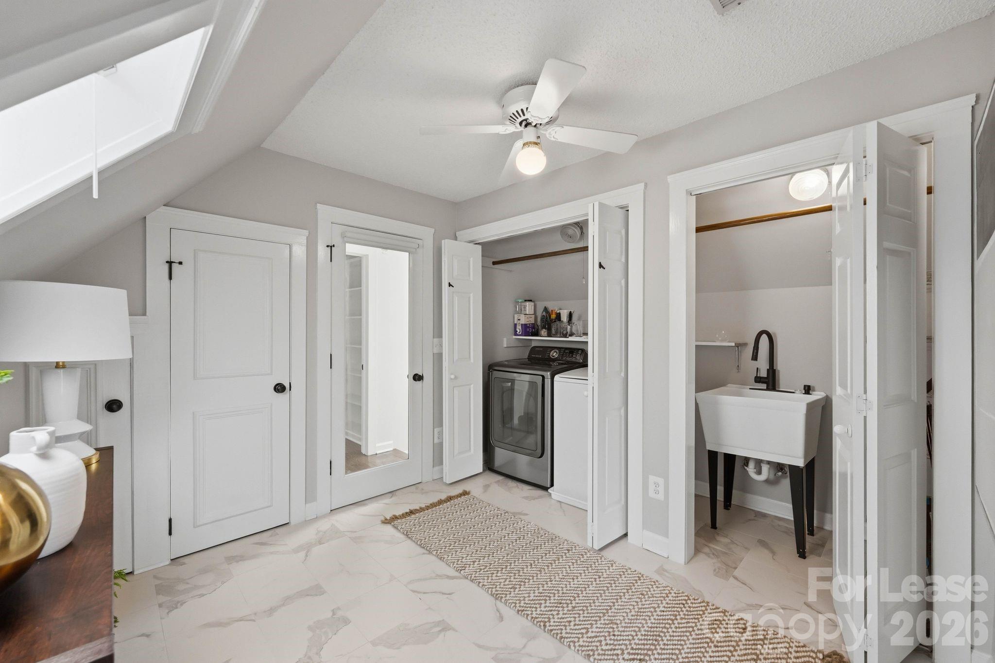 2009 Victorian Place Property Photo 22